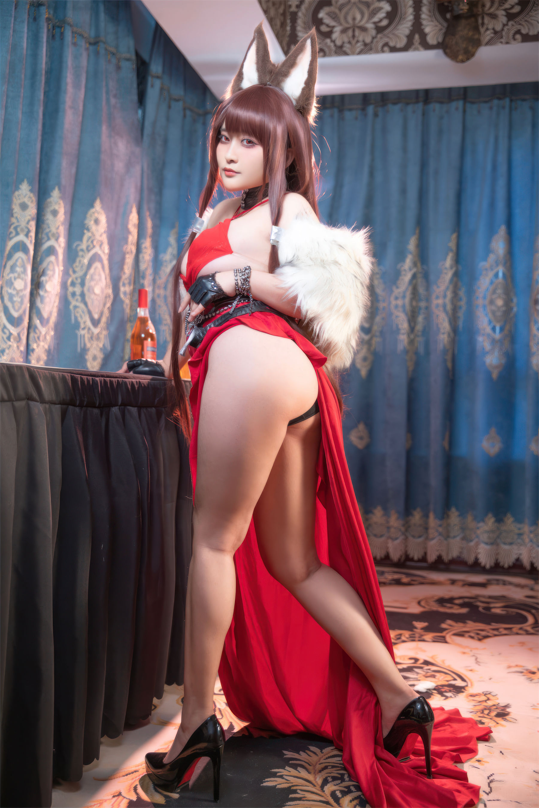 动漫博主 洛璃LoLiSAMA - 碧蓝航线 赤城 礼服/(53P)