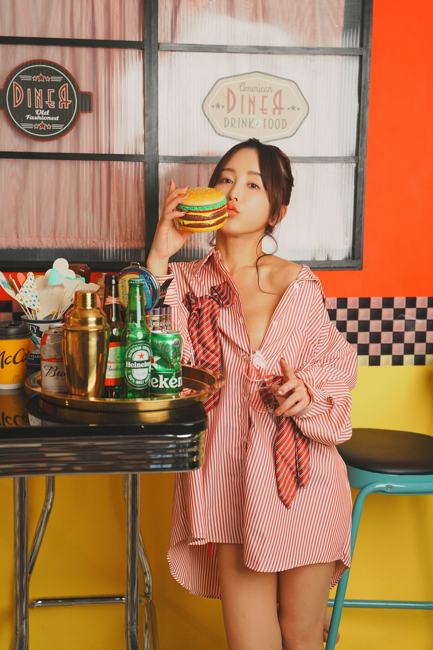 いくみ – (193iKkyu3) [Fantia] 2025年02月 Dress Shirt/(55P)