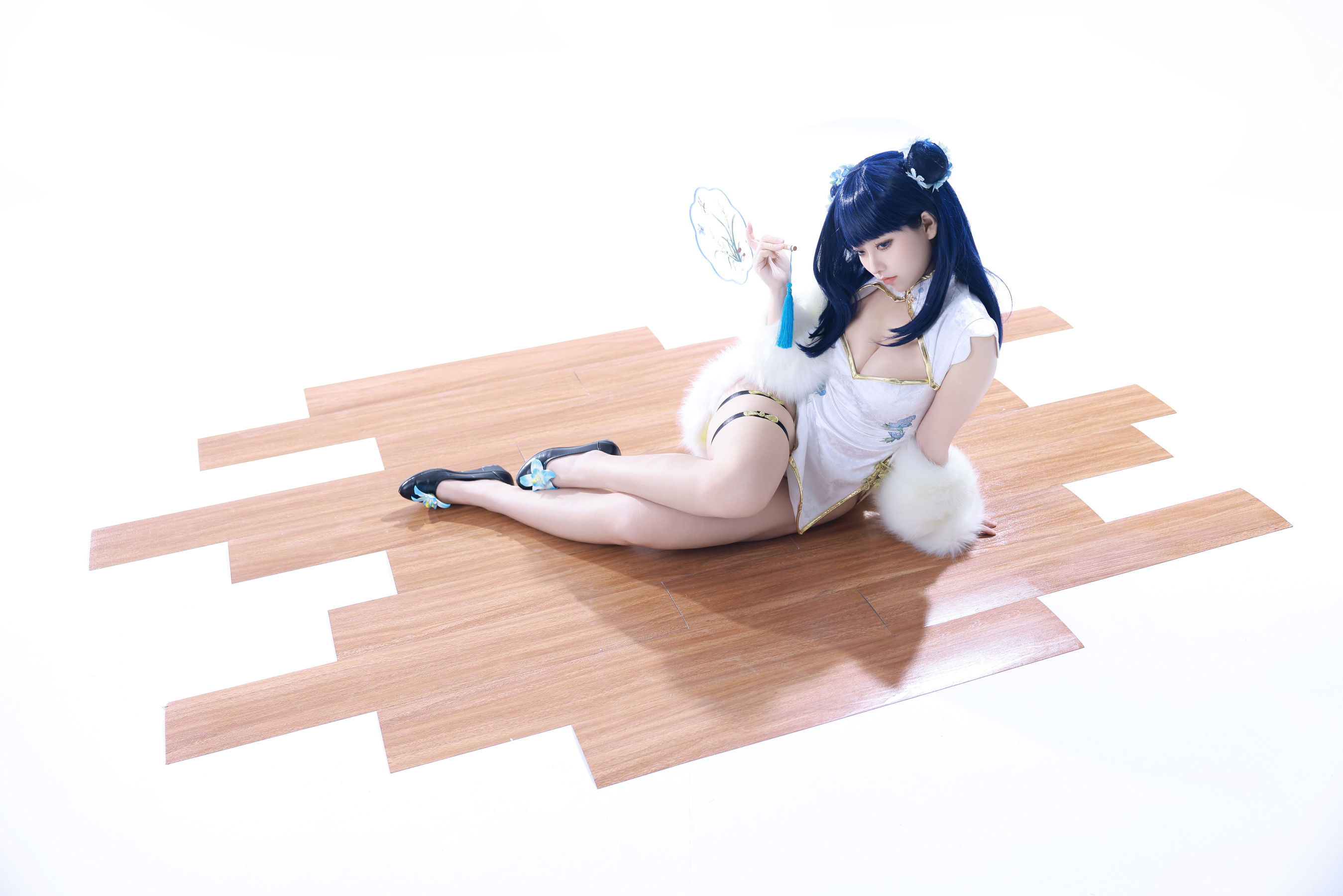 动漫博主 G44不会受伤 - 宝多六花旗袍/(34P)