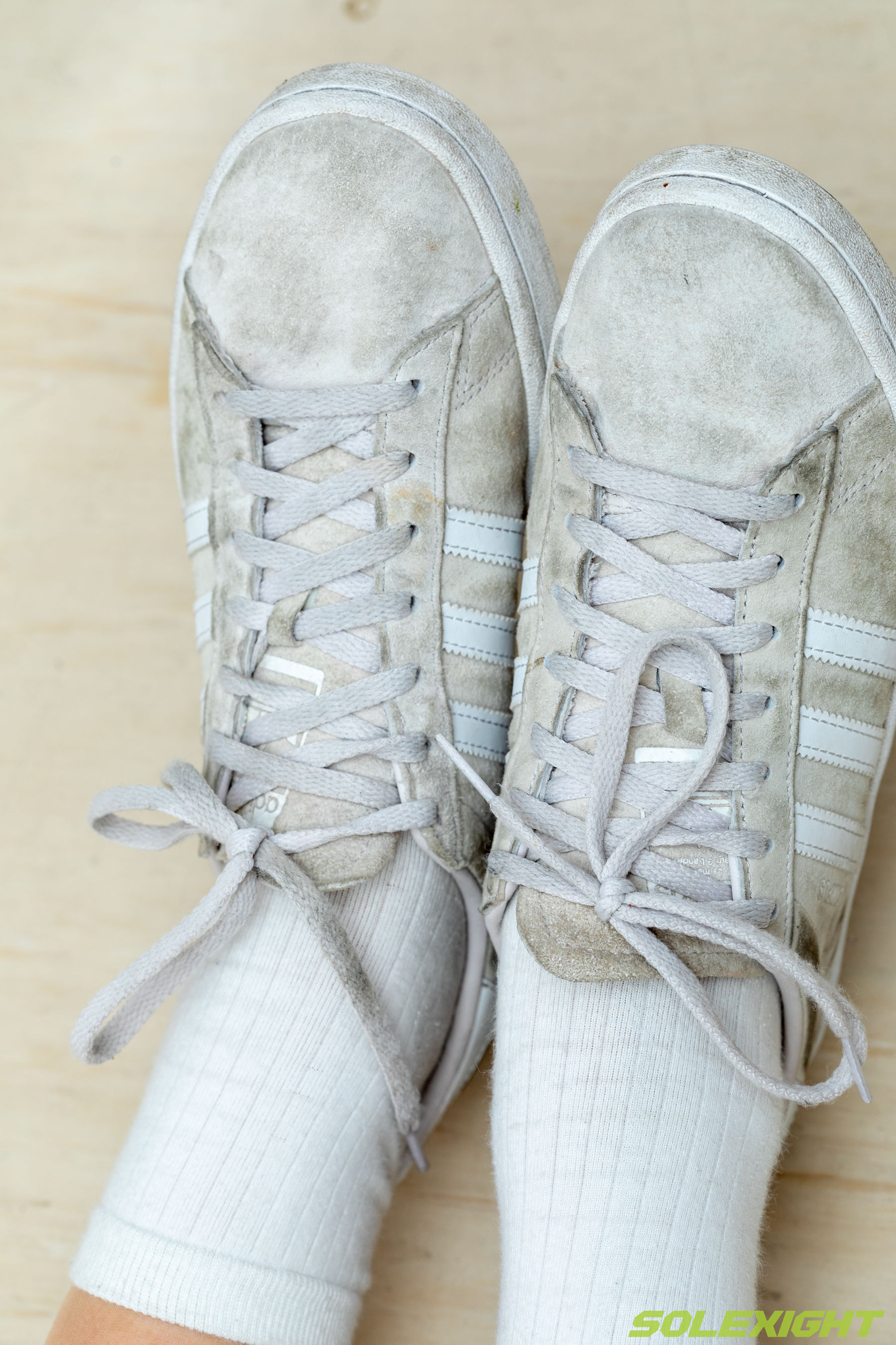 台湾solexight足控福利 - Dora 脏臭白袜 丝袜 臭鞋/(90P)