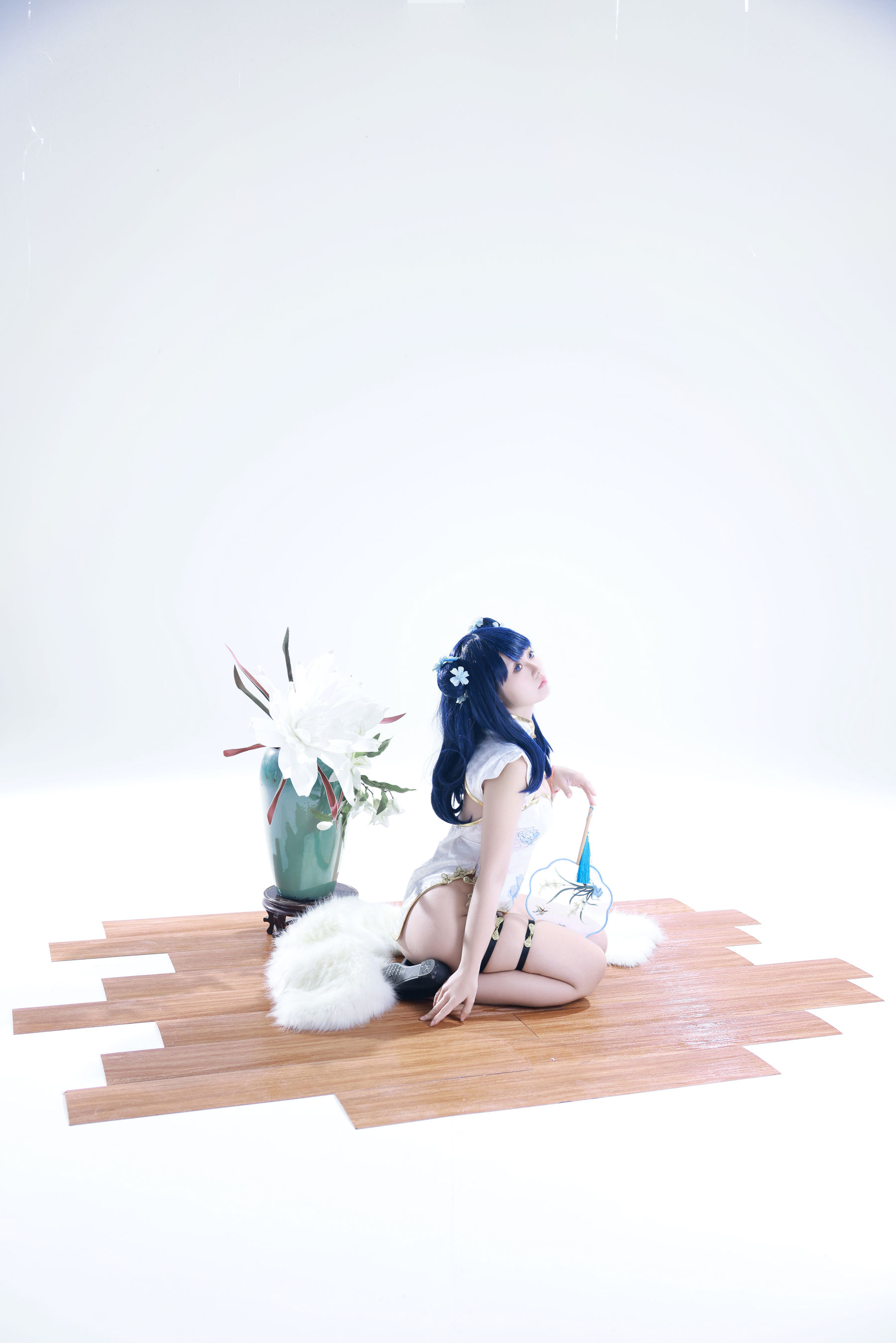 动漫博主 G44不会受伤 - 宝多六花旗袍/(34P)