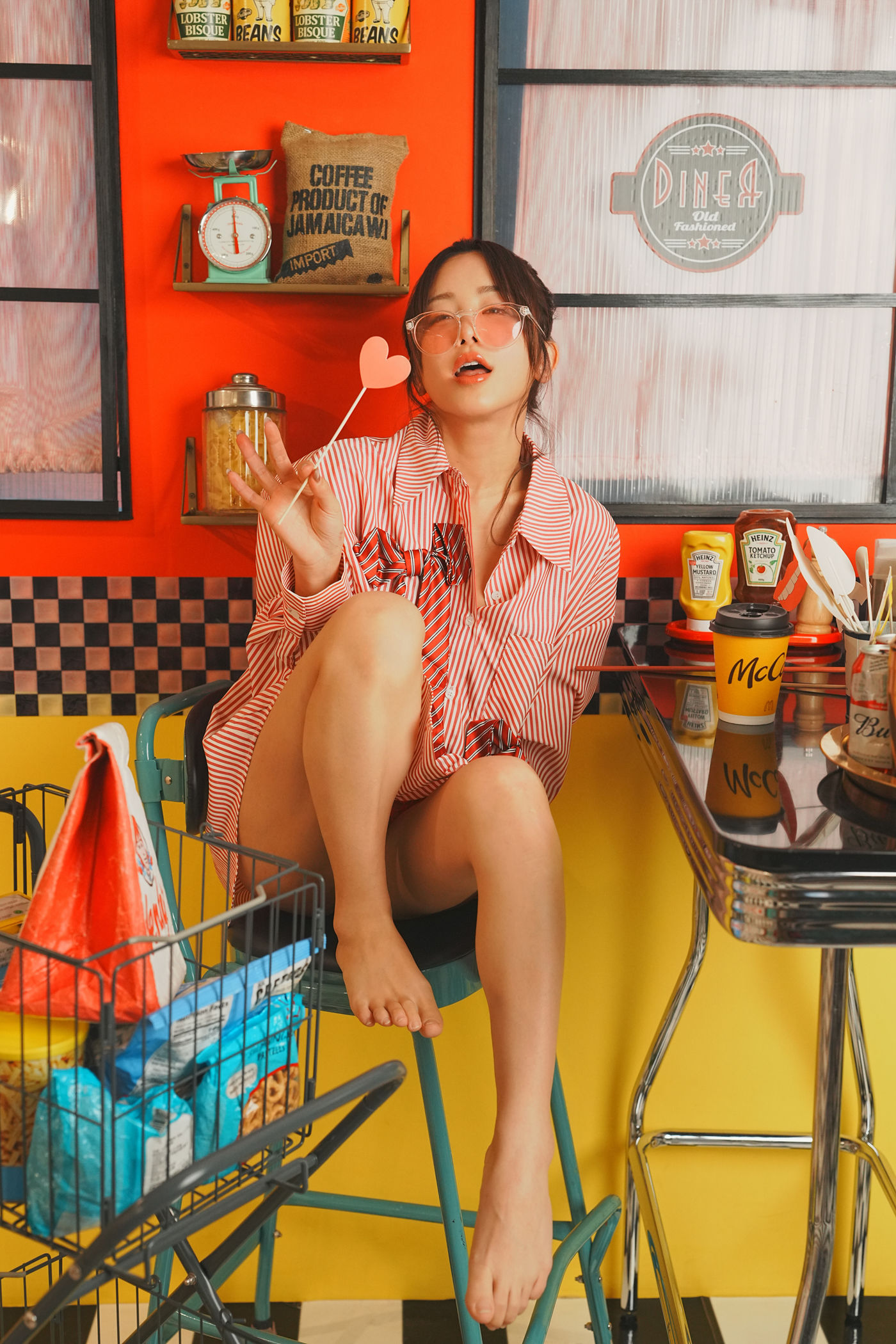 いくみ – (193iKkyu3) [Fantia] 2025年02月 Dress Shirt/(55P)