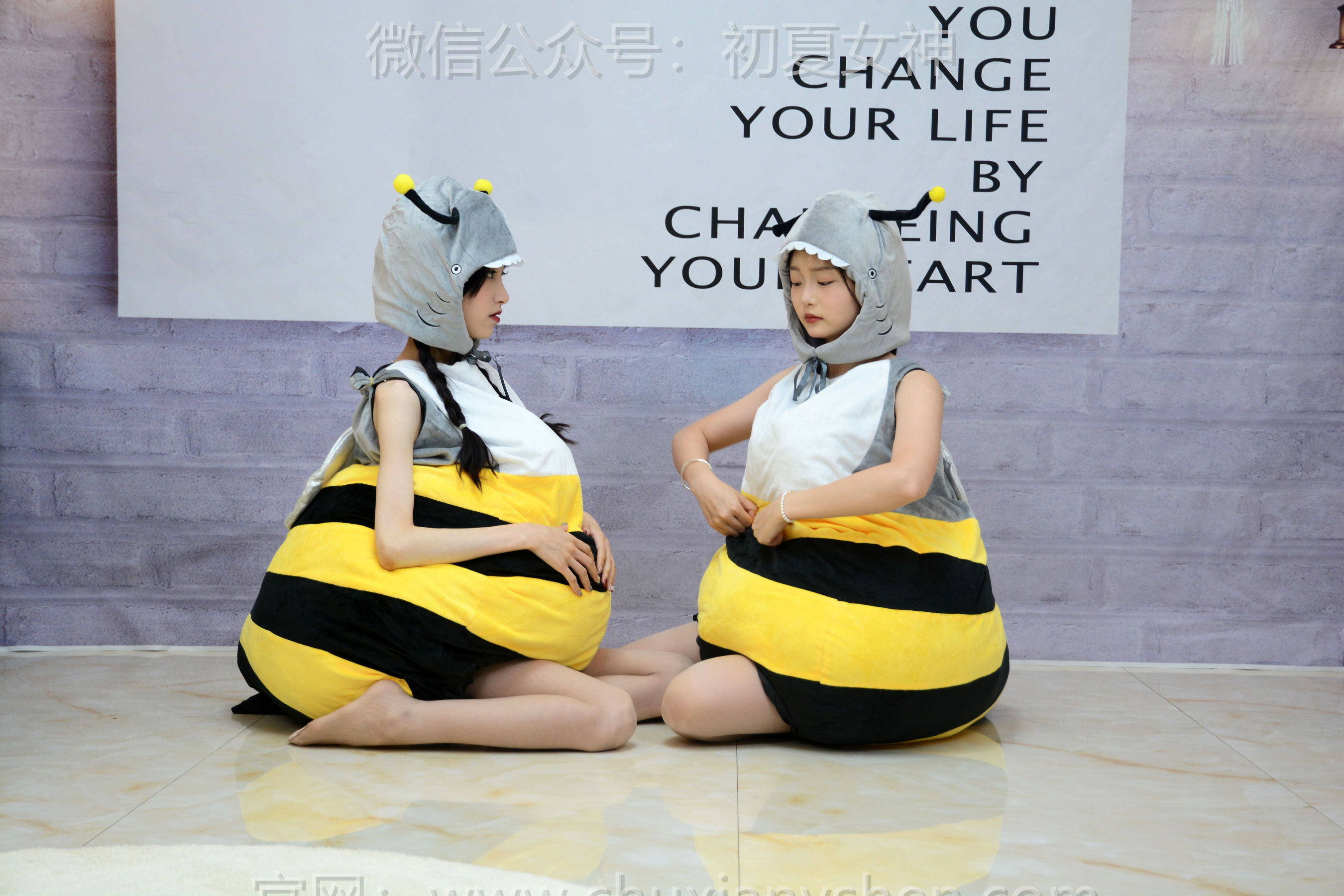 初夏女神 No.271 柒柒&双双 两只小蜜蜂/(140P)