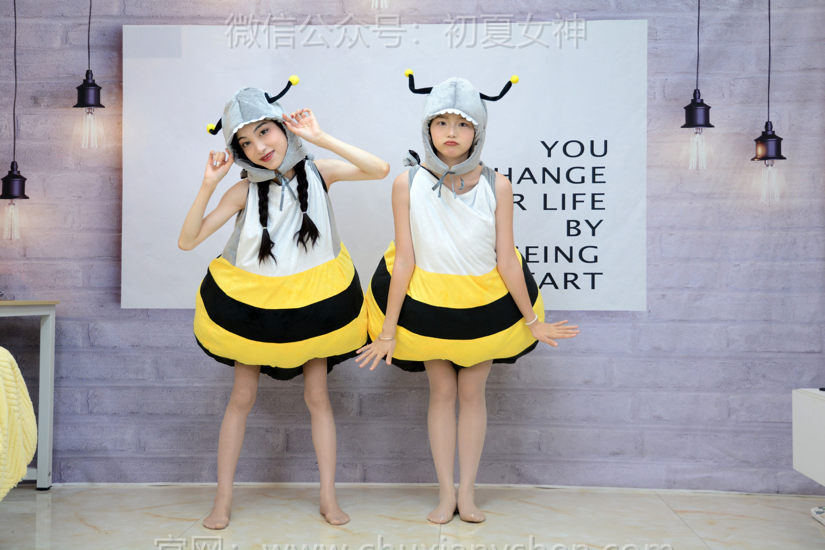 初夏女神 No.271 柒柒&双双 两只小蜜蜂/(140P)