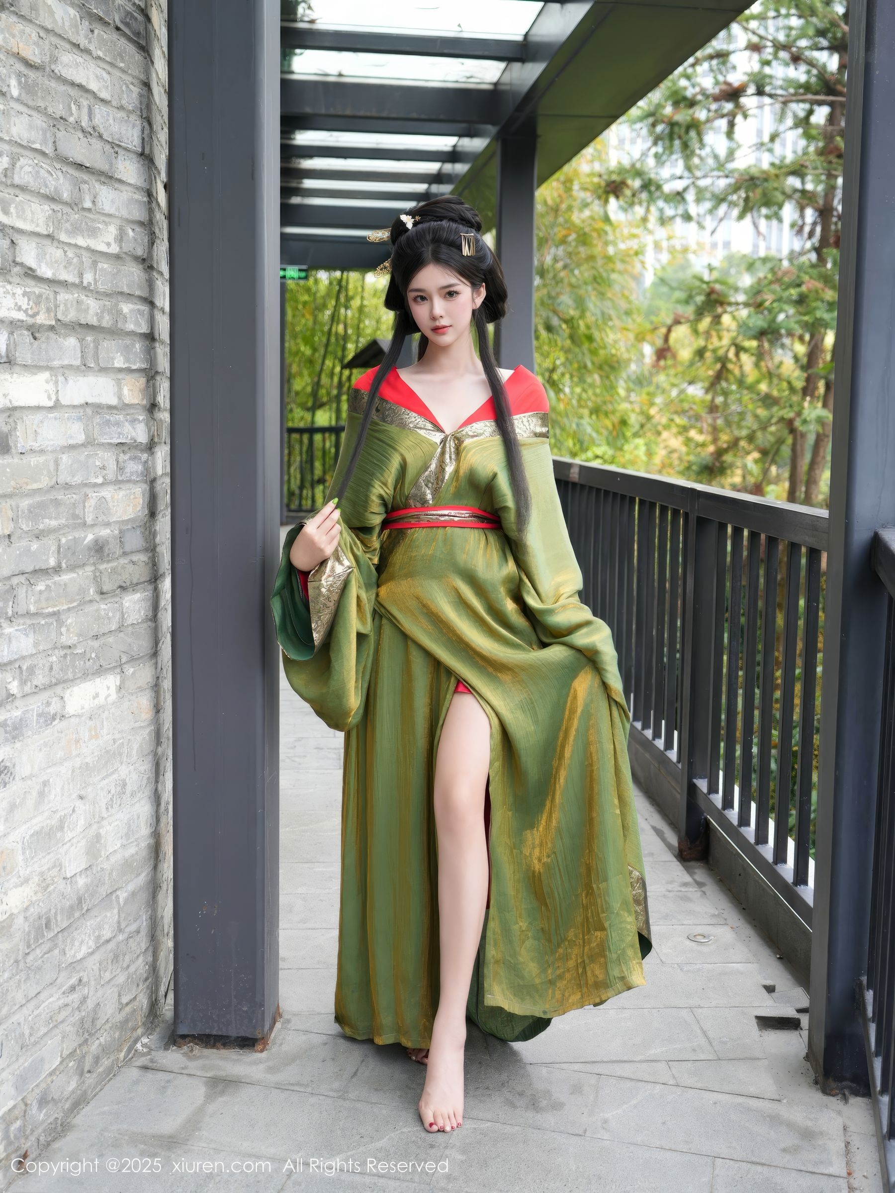 [秀人XiuRen] 2025.04.09 No.10126 雪糕CiCi/(68P)