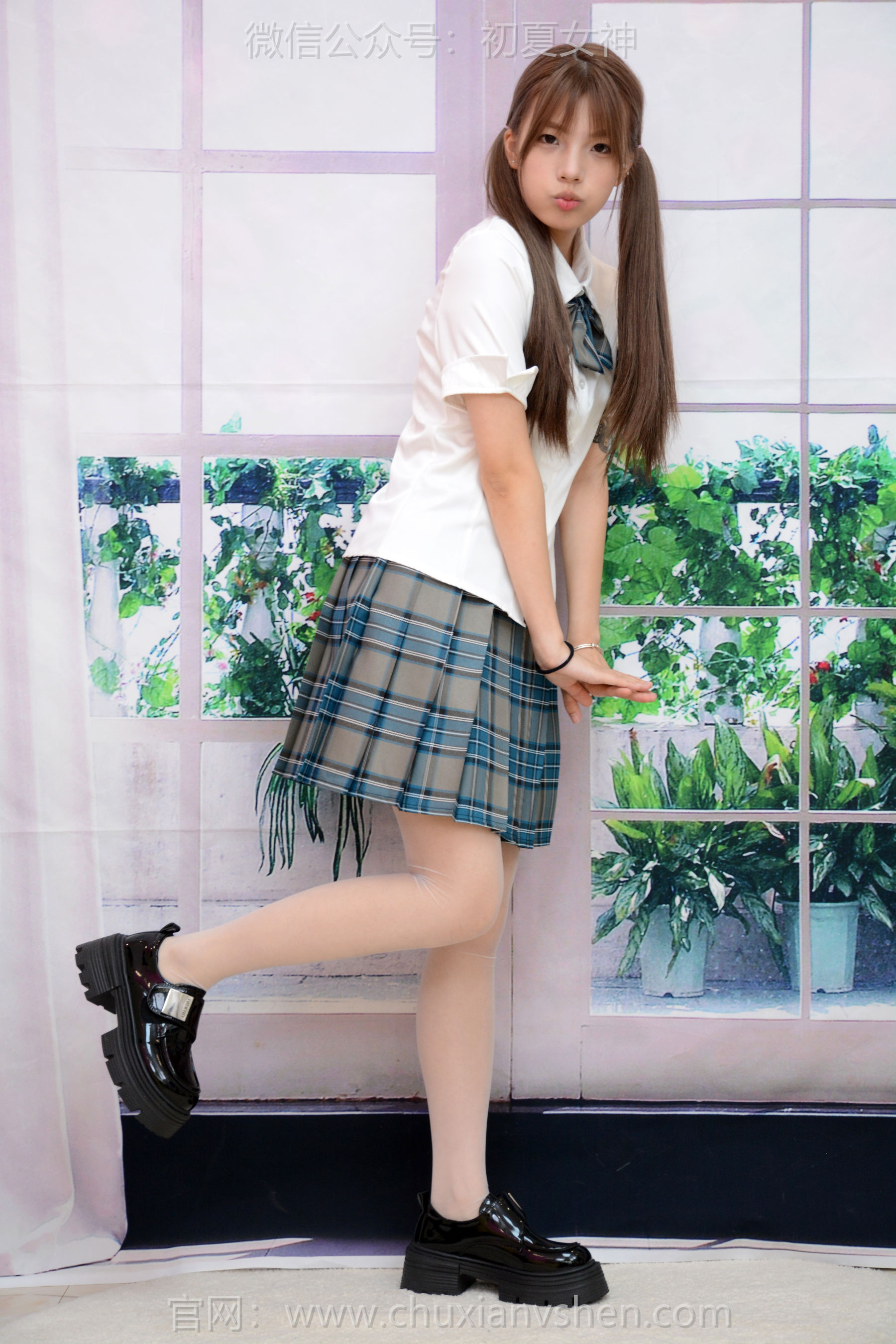 初夏女神 No.268 番茄 JK女生/(90P)