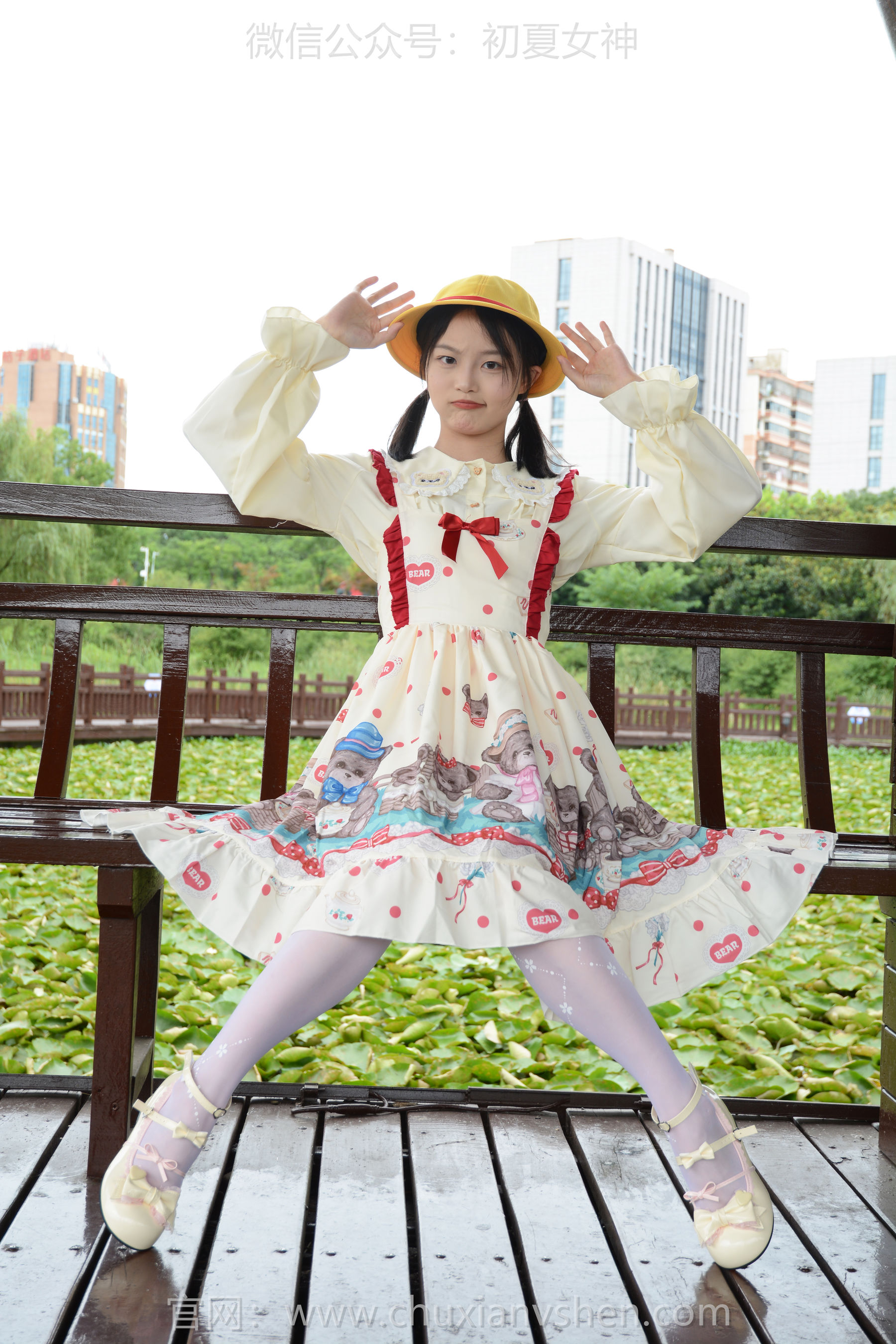 初夏女神 No.269 双双 逛游乐场/(140P)