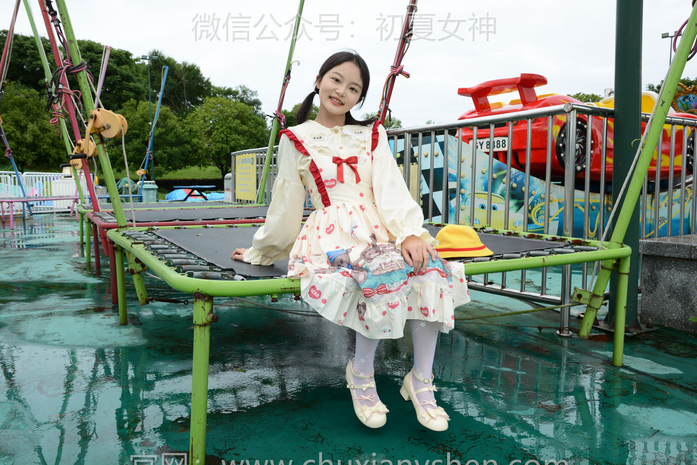 初夏女神 No.269 双双 逛游乐场/(140P)