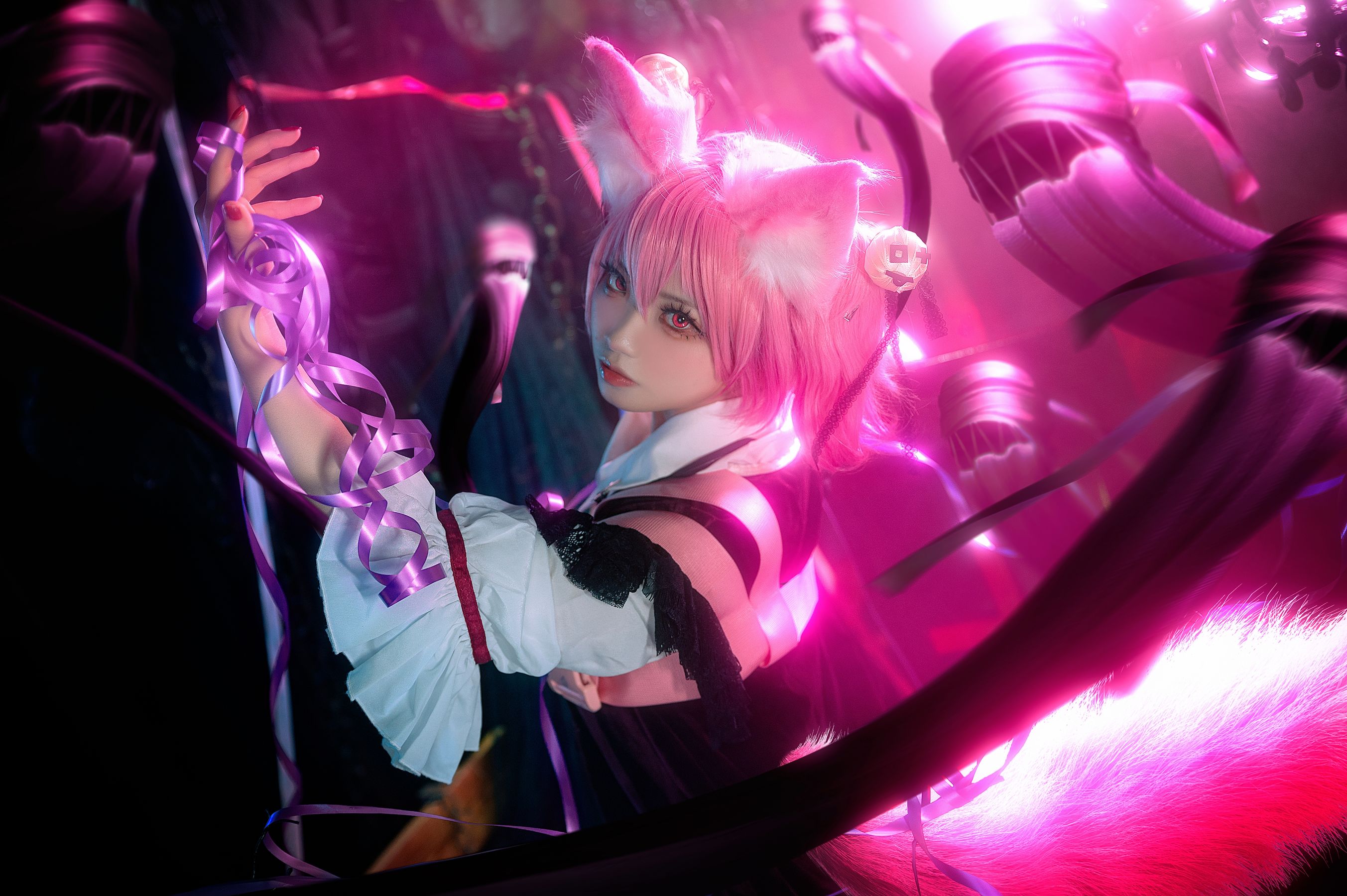 伊喵君 - 明日方舟巫恋/(18P)