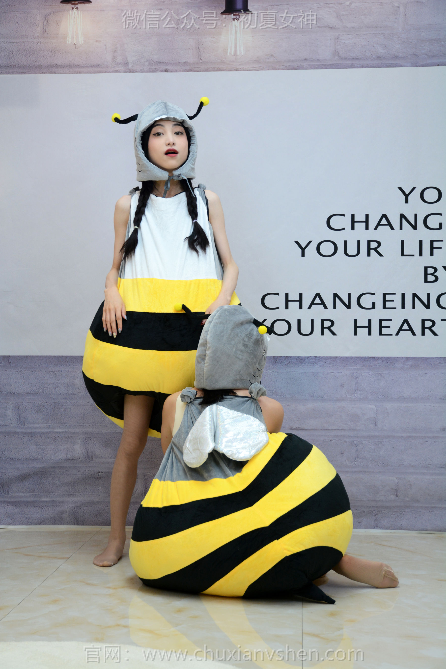 初夏女神 No.271 柒柒&双双 两只小蜜蜂/(140P)