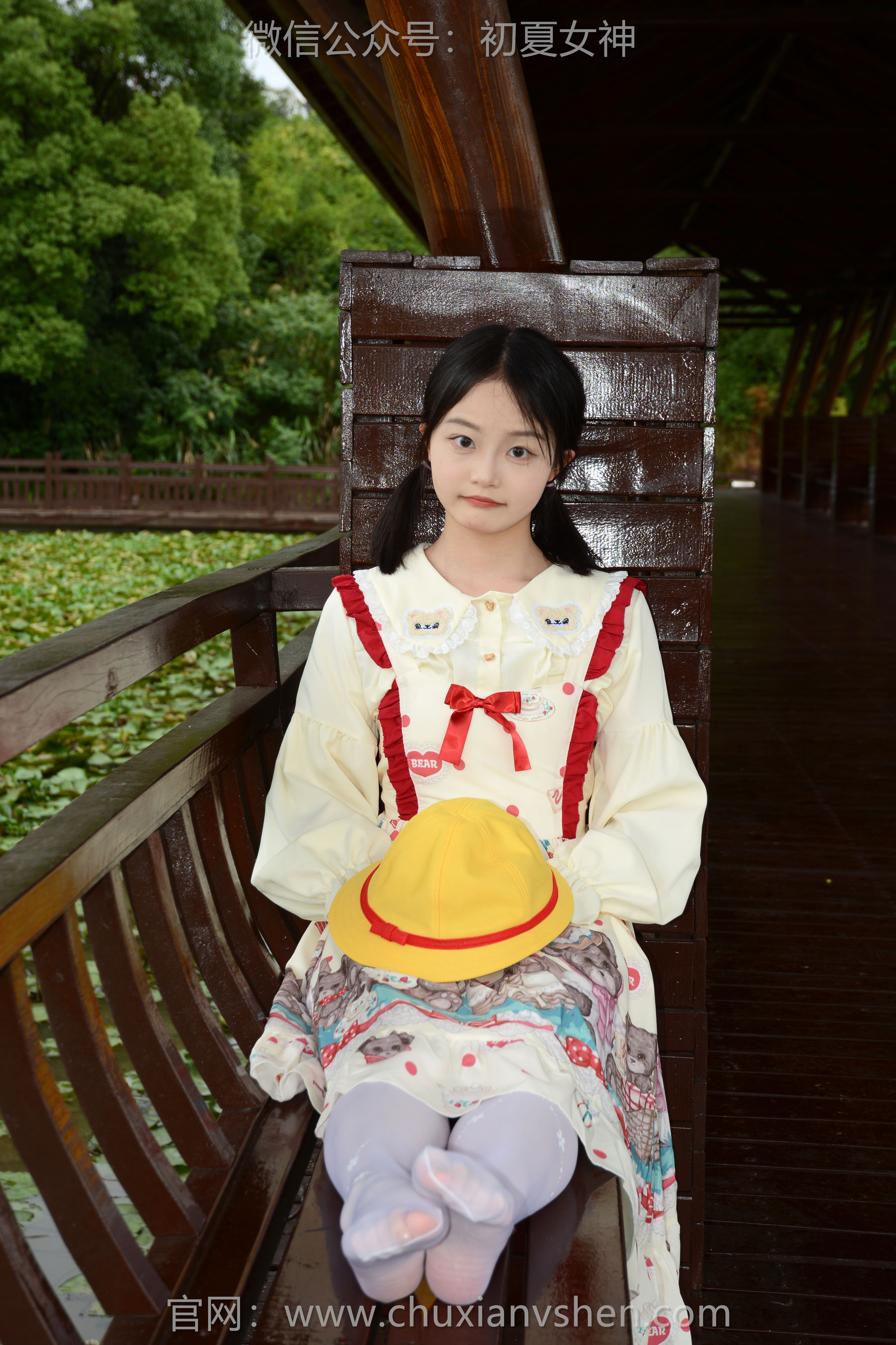 初夏女神 No.269 双双 逛游乐场/(140P)