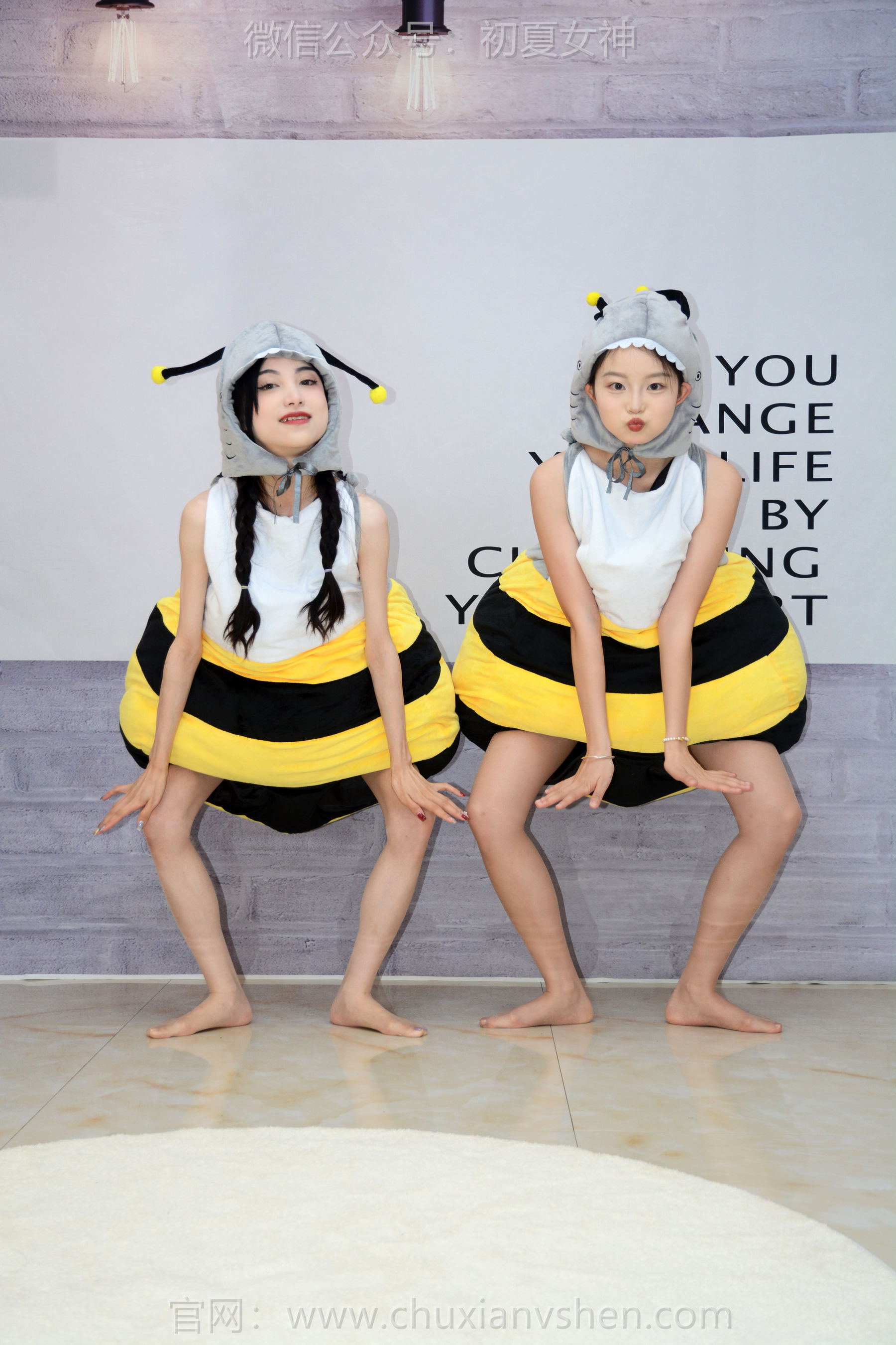 初夏女神 No.271 柒柒&双双 两只小蜜蜂/(140P)