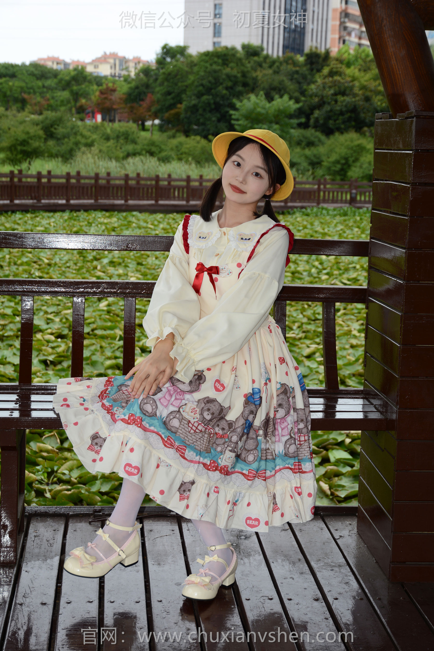 初夏女神 No.269 双双 逛游乐场/(140P)