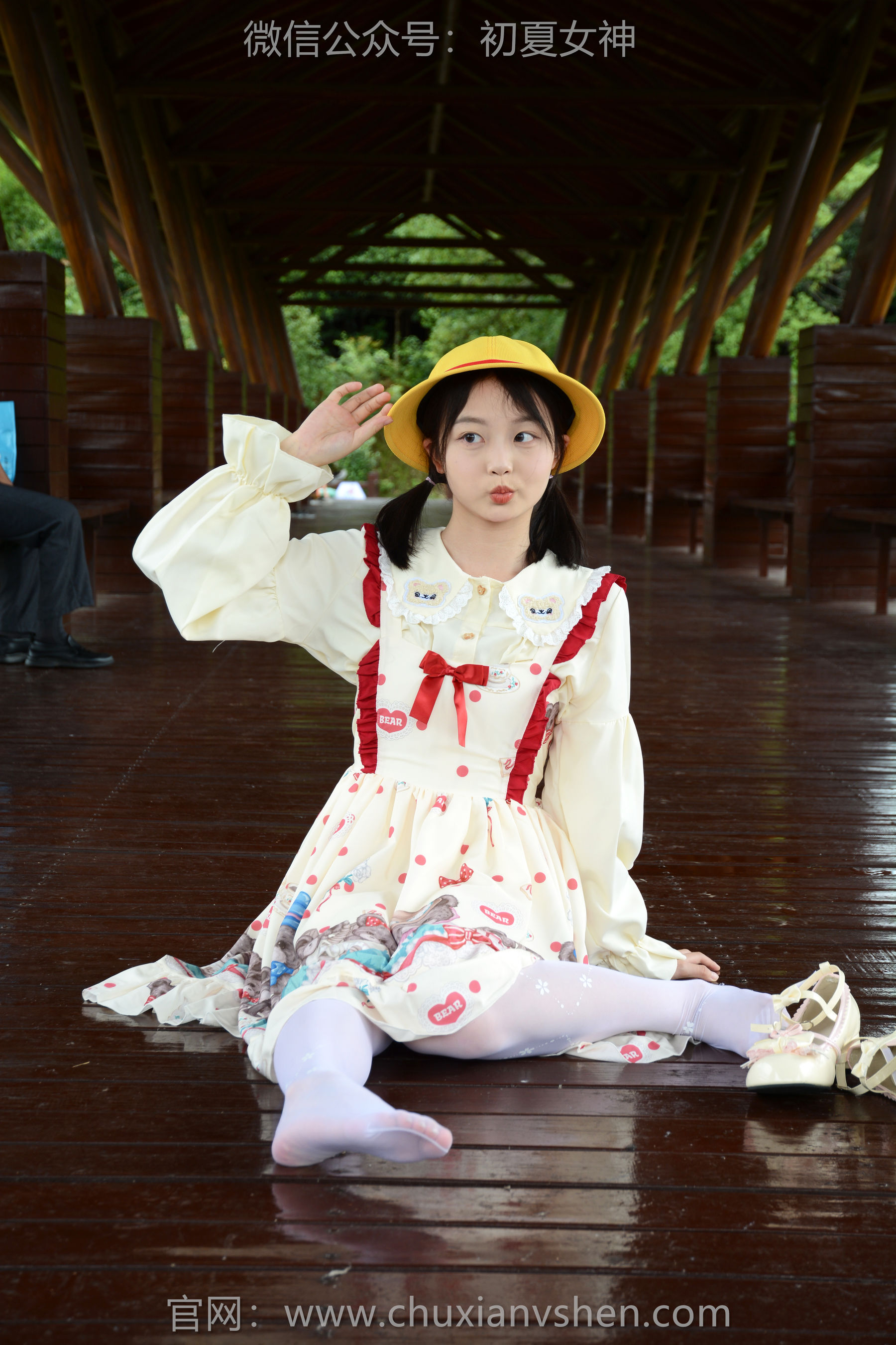 初夏女神 No.269 双双 逛游乐场/(140P)