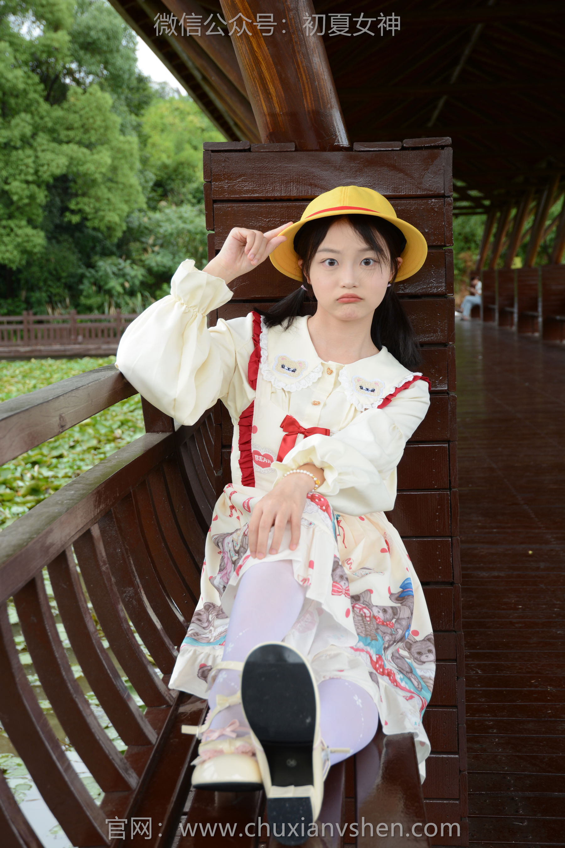 初夏女神 No.269 双双 逛游乐场/(140P)