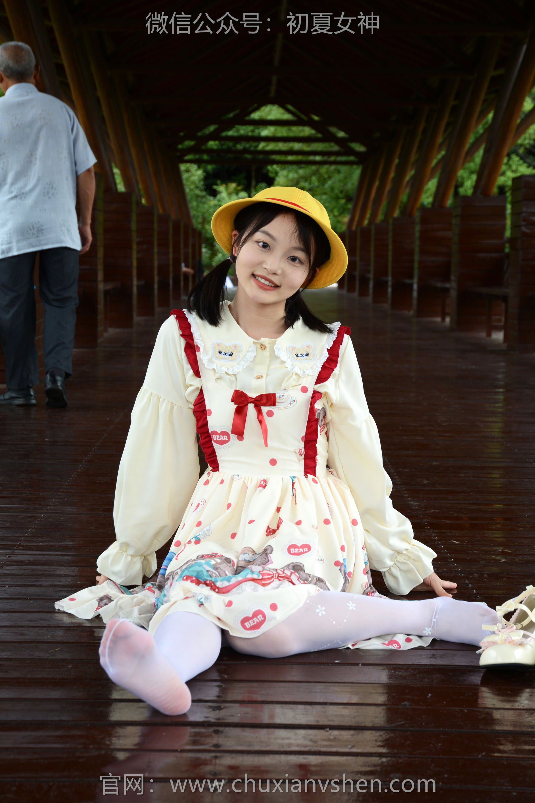 初夏女神 No.269 双双 逛游乐场/(140P)