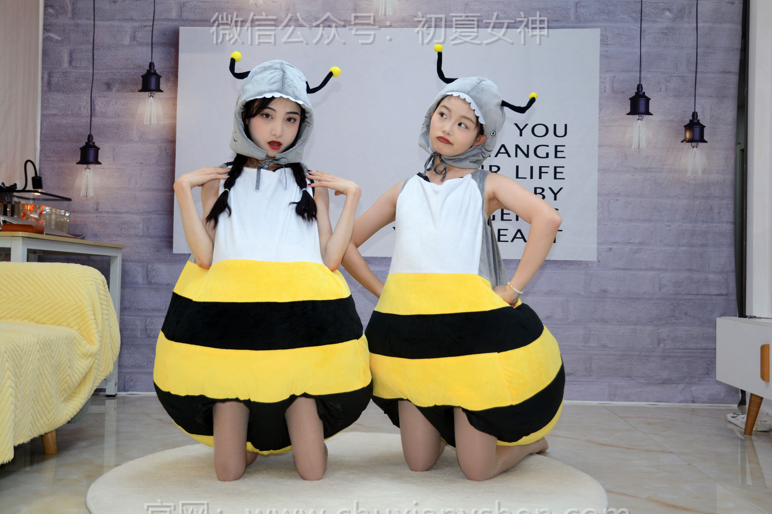 初夏女神 No.271 柒柒&双双 两只小蜜蜂/(140P)