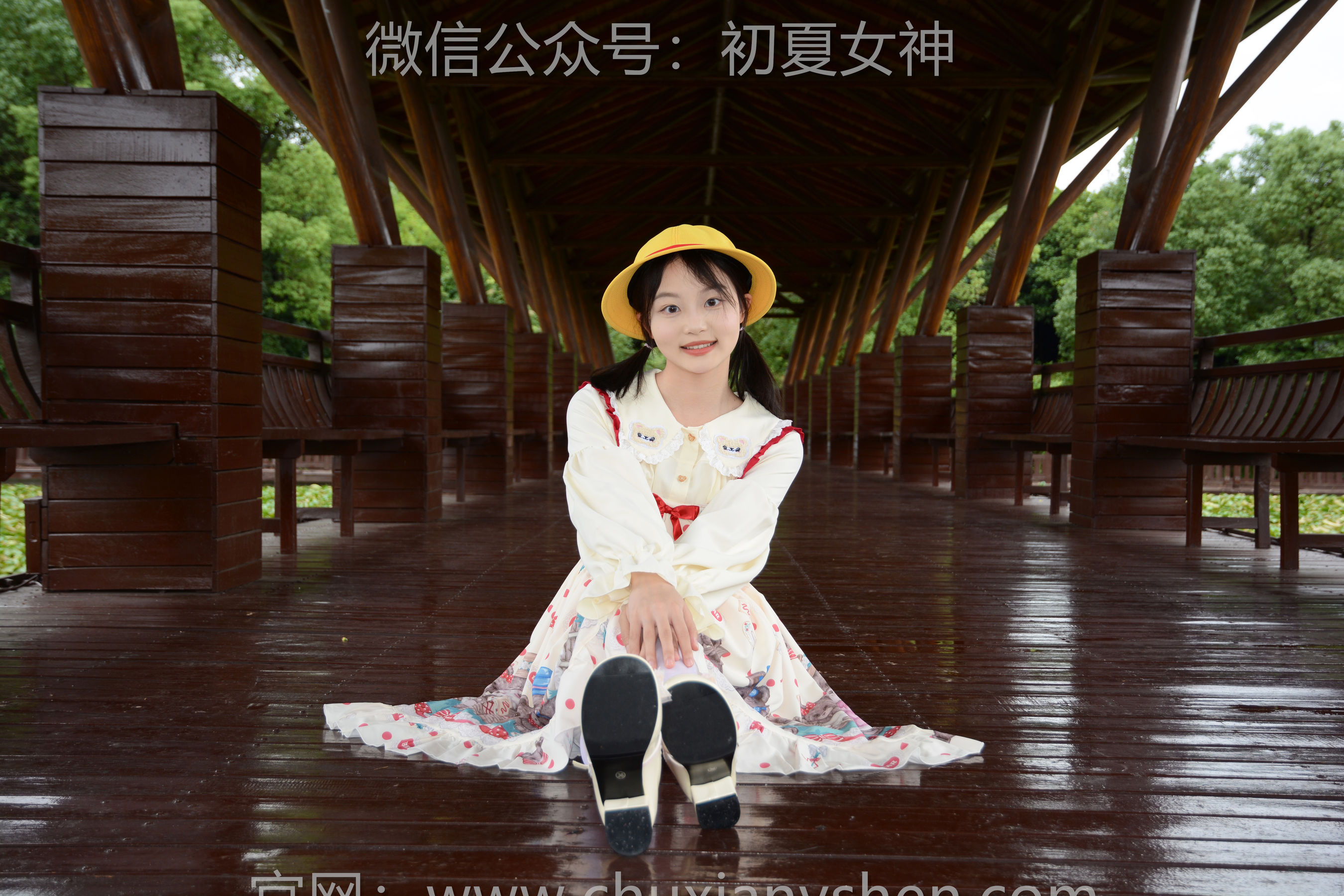 初夏女神 No.269 双双 逛游乐场/(140P)