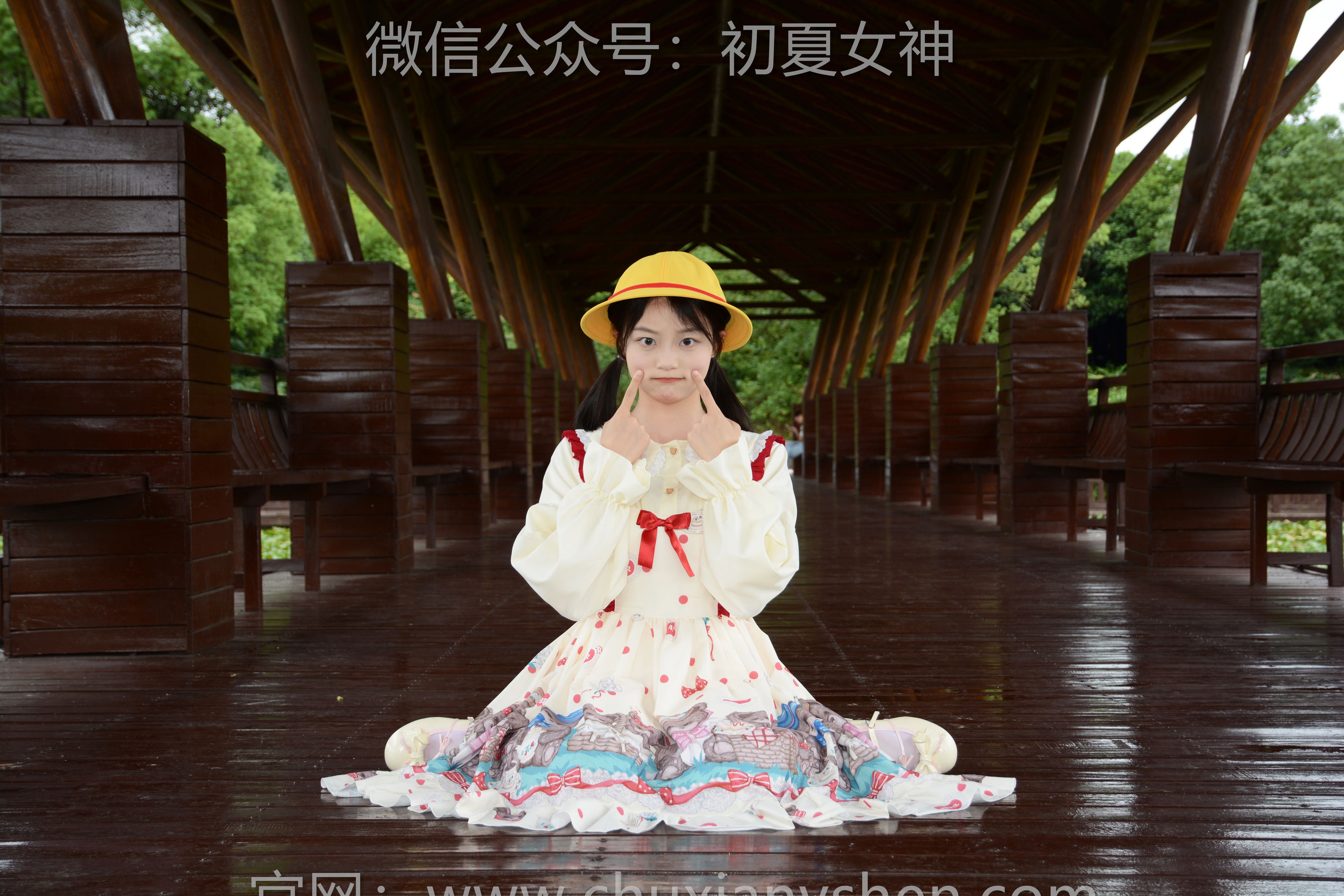 初夏女神 No.269 双双 逛游乐场/(140P)