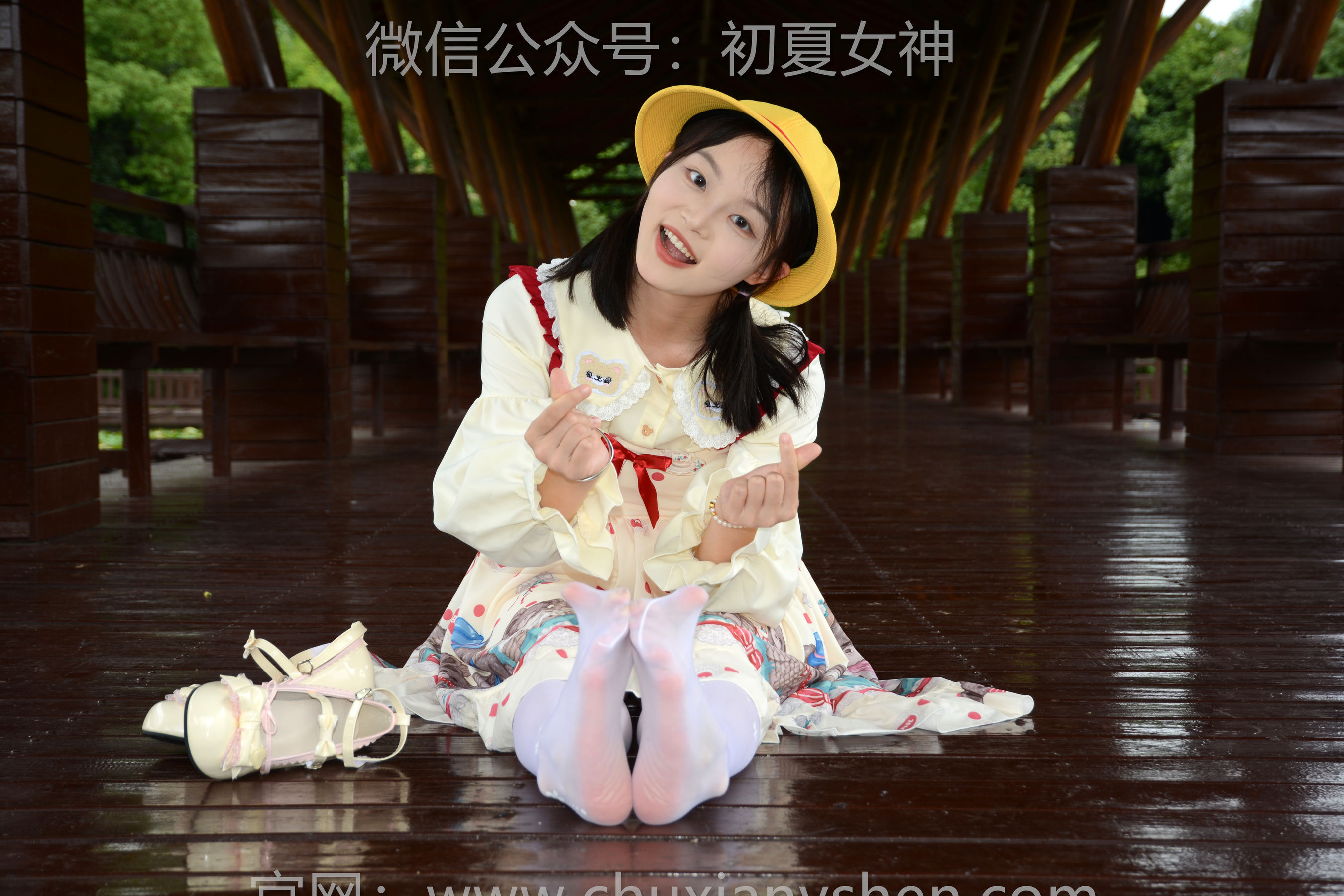 初夏女神 No.269 双双 逛游乐场/(140P)