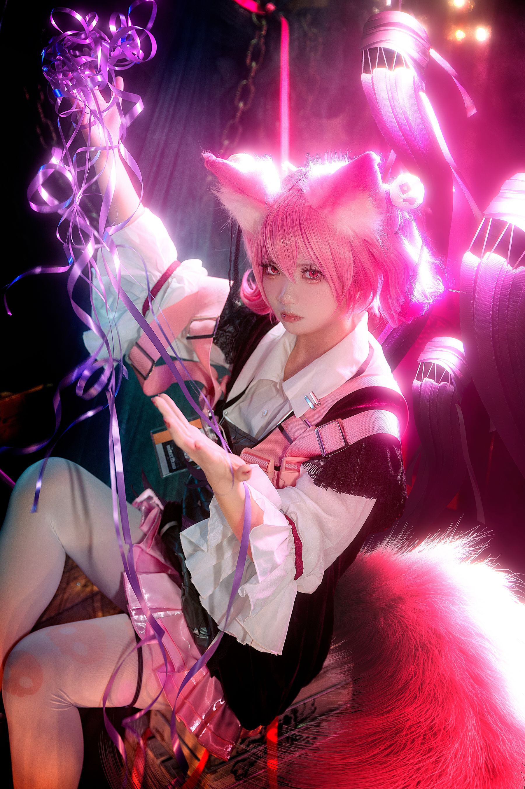 伊喵君 - 明日方舟巫恋/(18P)