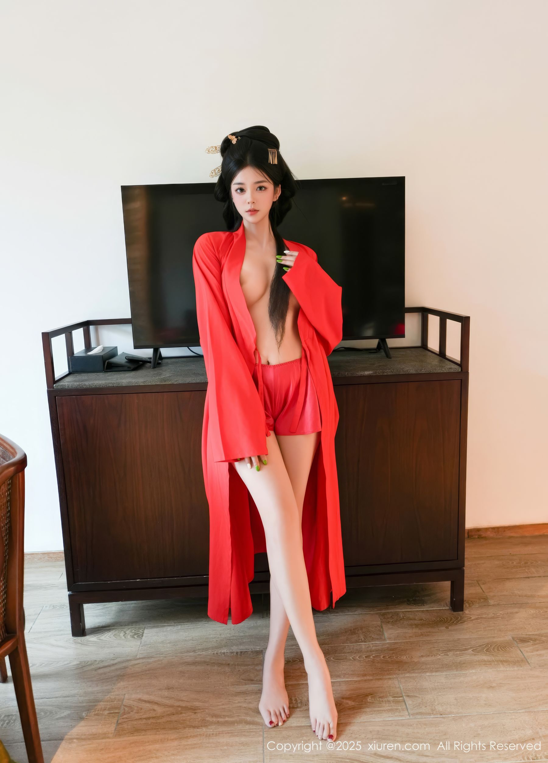 [秀人XiuRen] 2025.04.09 No.10126 雪糕CiCi/(68P)