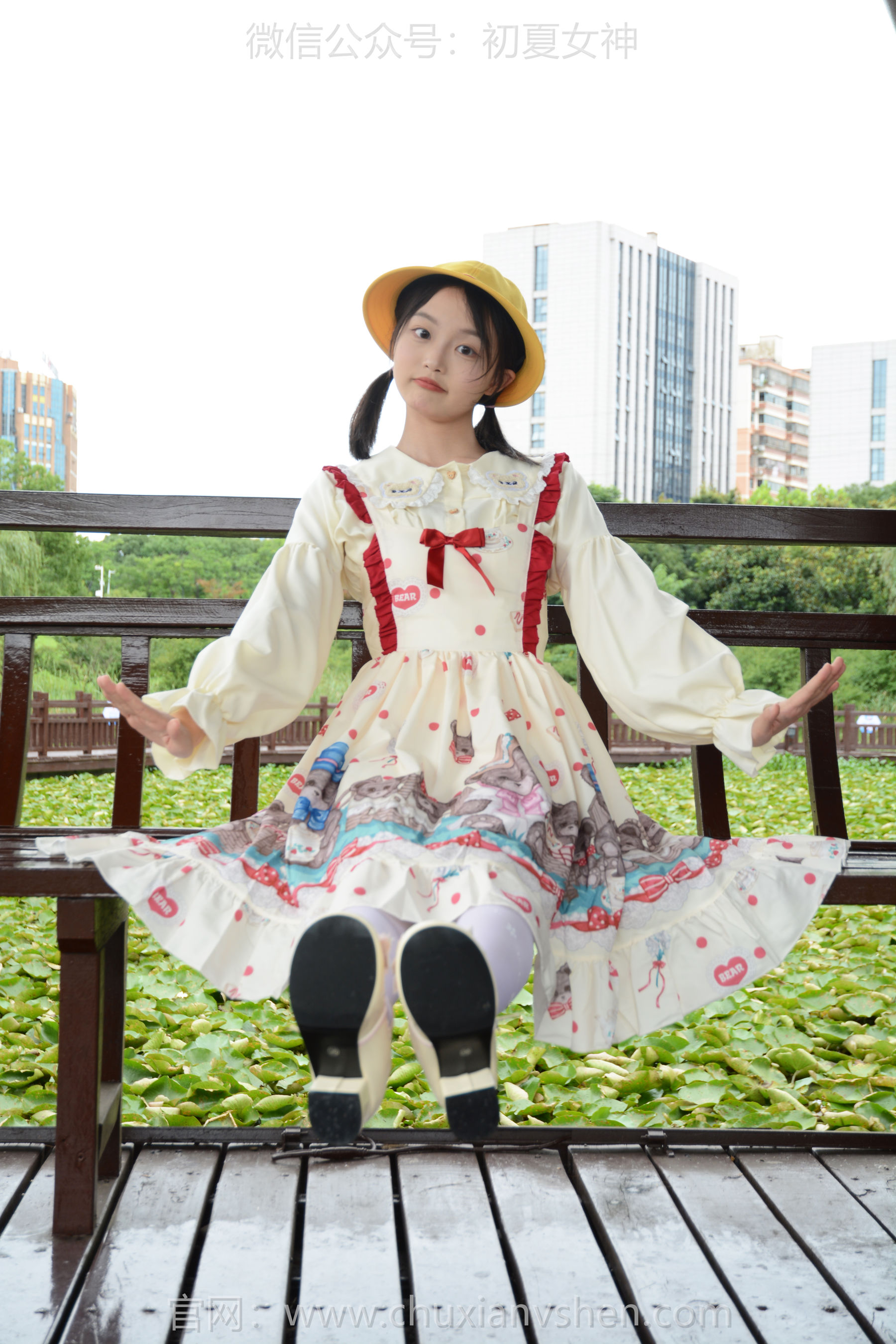 初夏女神 No.269 双双 逛游乐场/(140P)