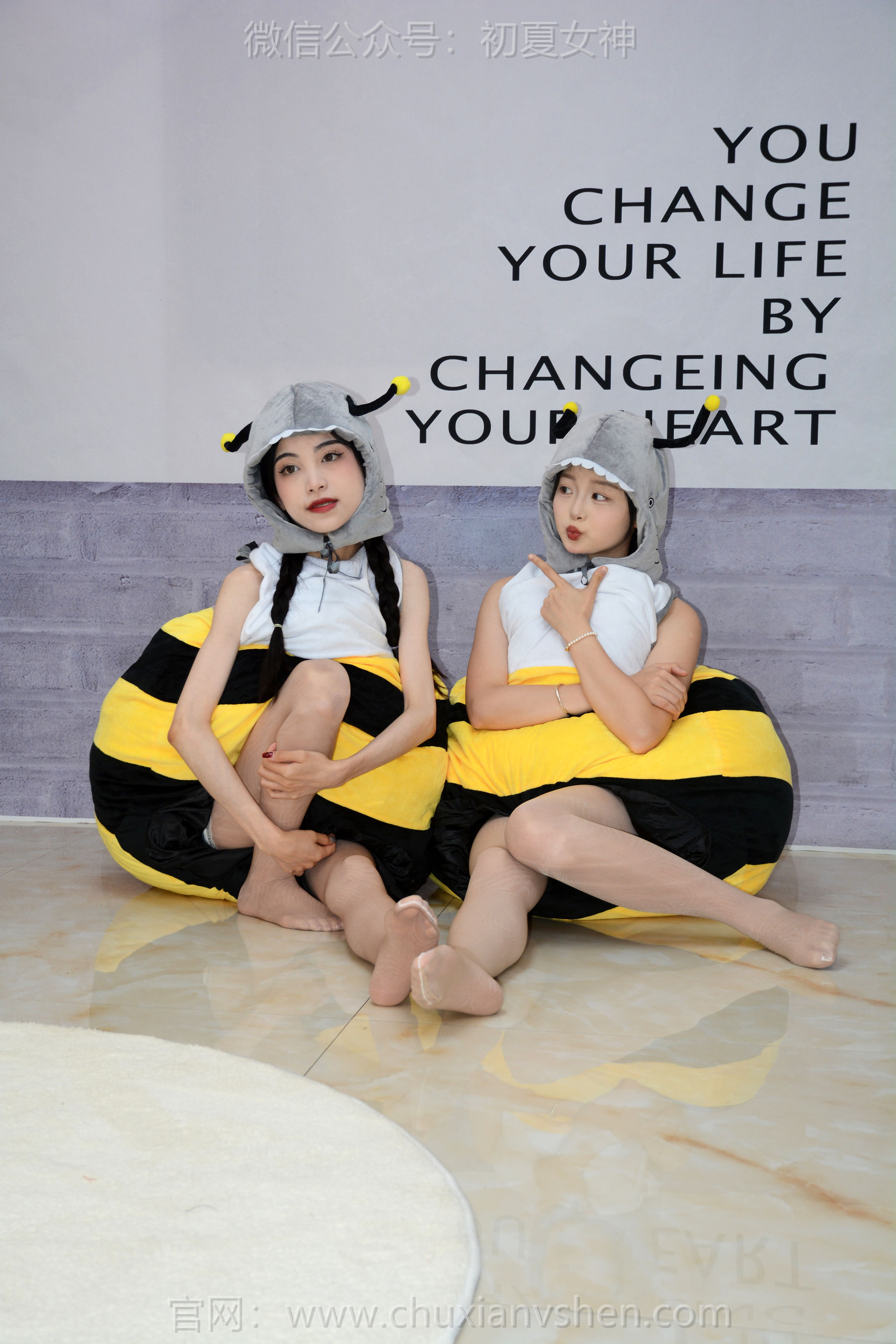 初夏女神 No.271 柒柒&双双 两只小蜜蜂/(140P)