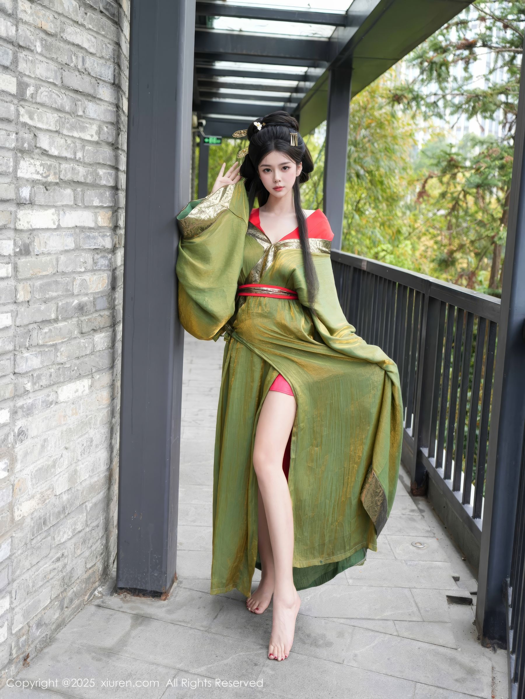 [秀人XiuRen] 2025.04.09 No.10126 雪糕CiCi/(68P)