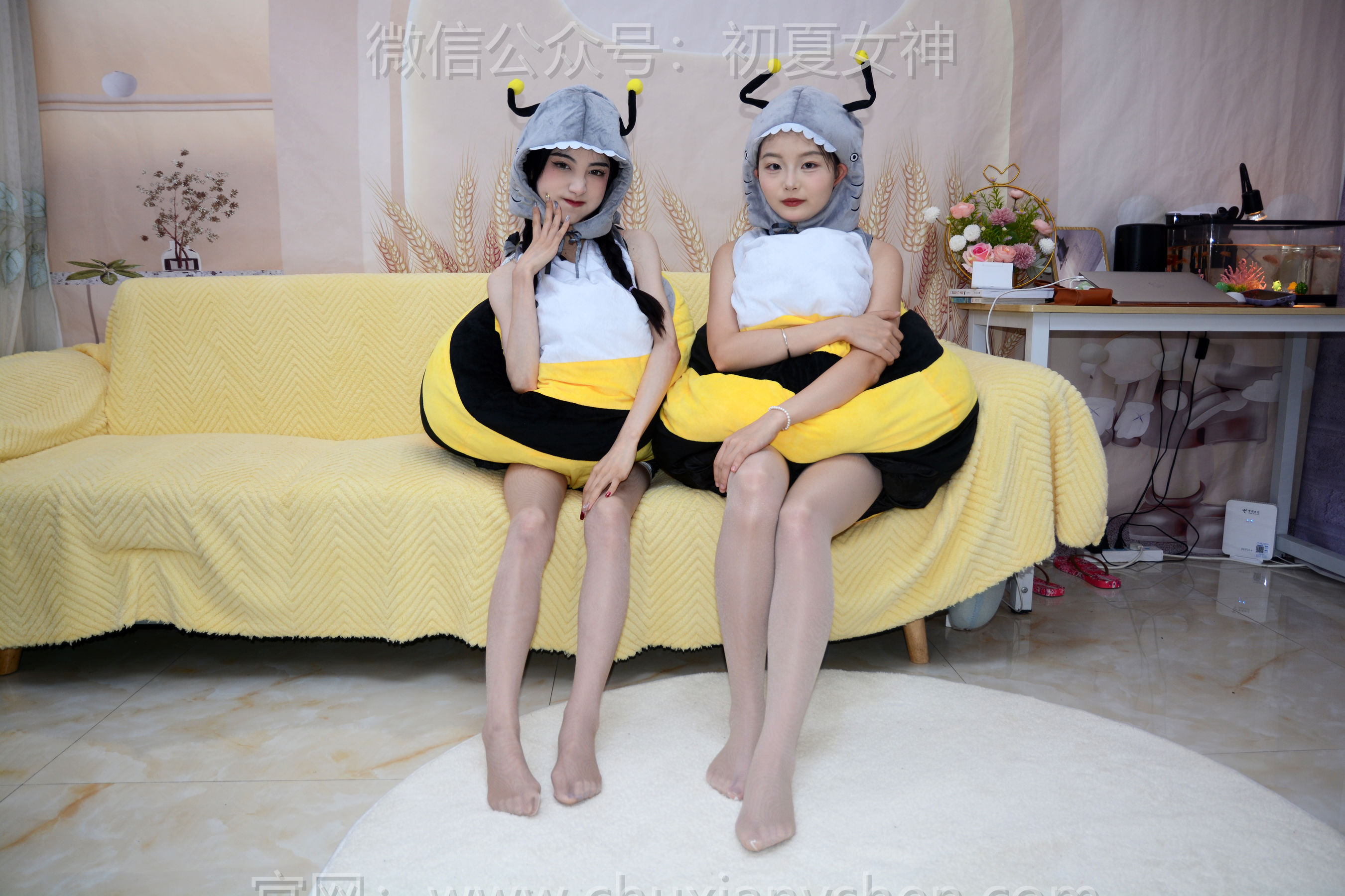 初夏女神 No.271 柒柒&双双 两只小蜜蜂/(140P)