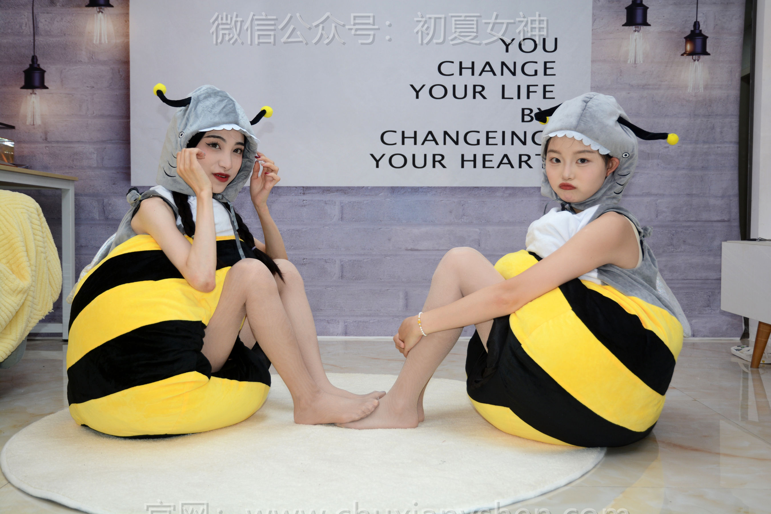 初夏女神 No.271 柒柒&双双 两只小蜜蜂/(140P)