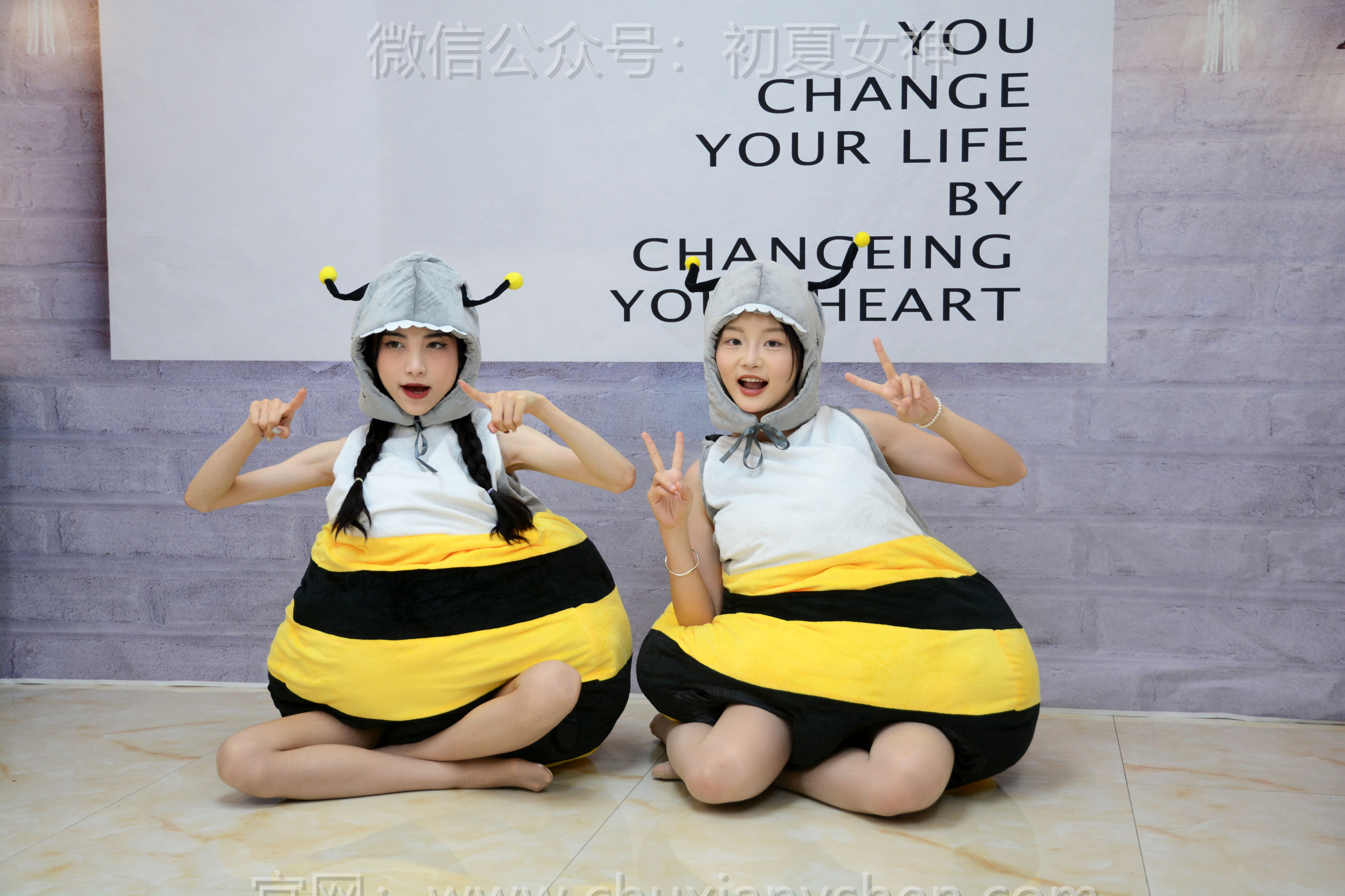 初夏女神 No.271 柒柒&双双 两只小蜜蜂/(140P)