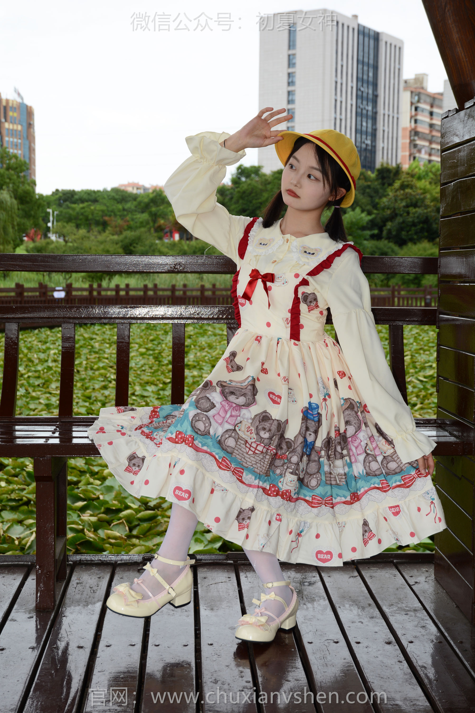 初夏女神 No.269 双双 逛游乐场/(140P)