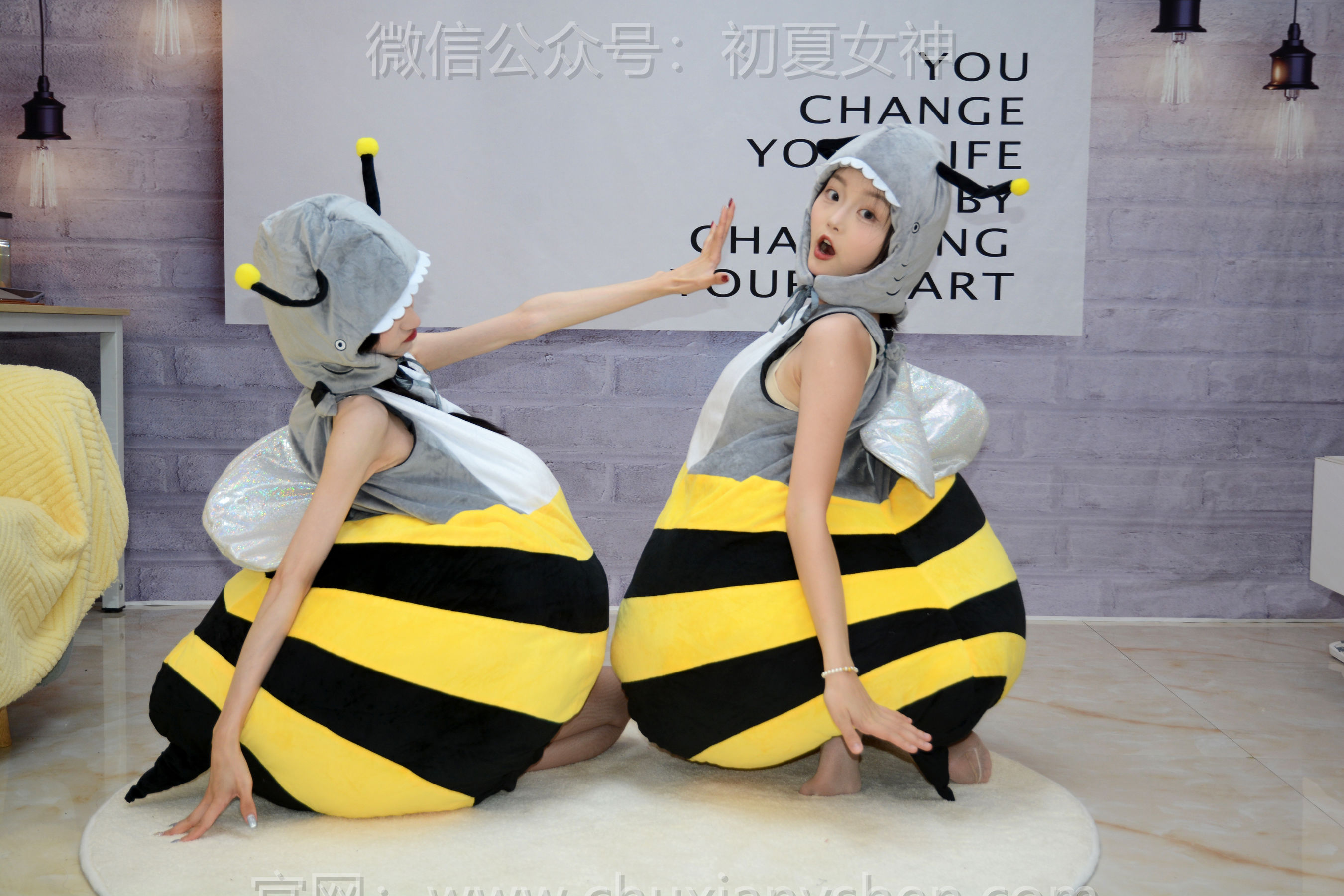 初夏女神 No.271 柒柒&双双 两只小蜜蜂/(140P)