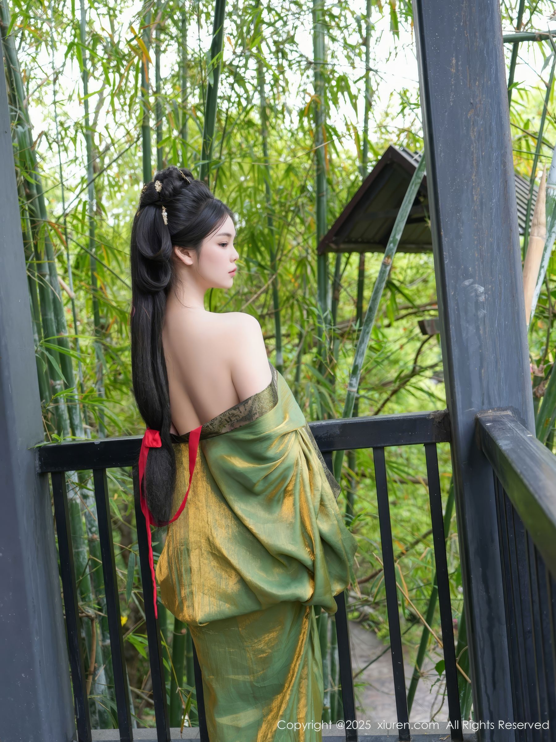 [秀人XiuRen] 2025.04.09 No.10126 雪糕CiCi/(68P)