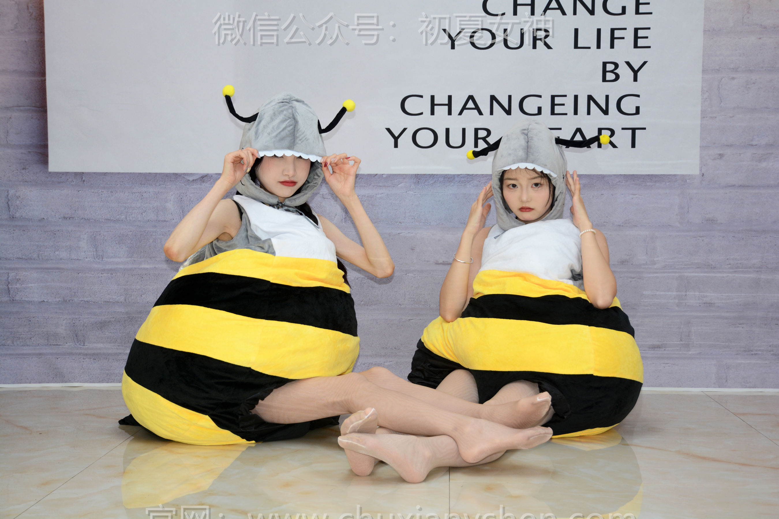 初夏女神 No.271 柒柒&双双 两只小蜜蜂/(140P)