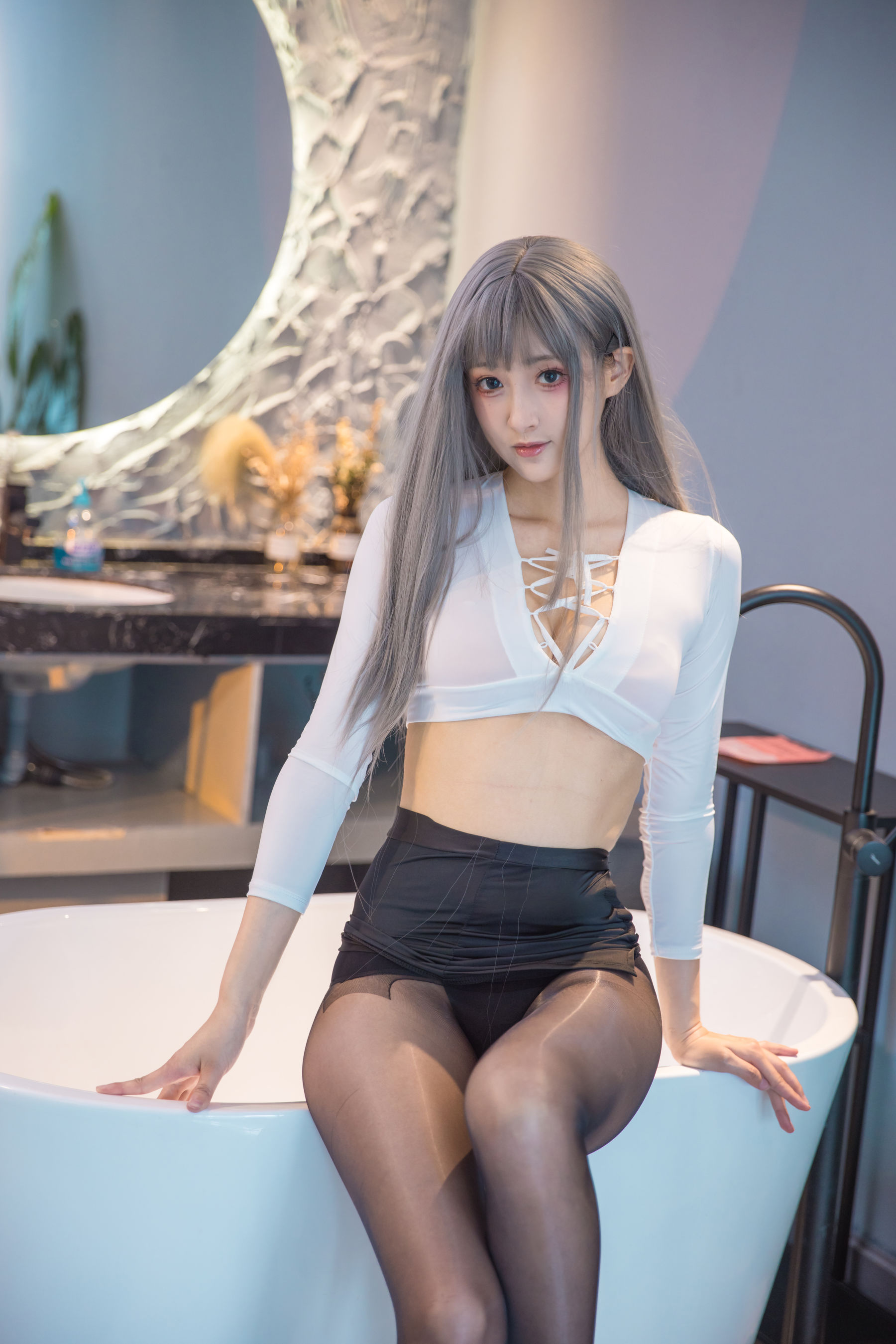 冬马路纱 - 浴缸湿身黑丝/(23P)