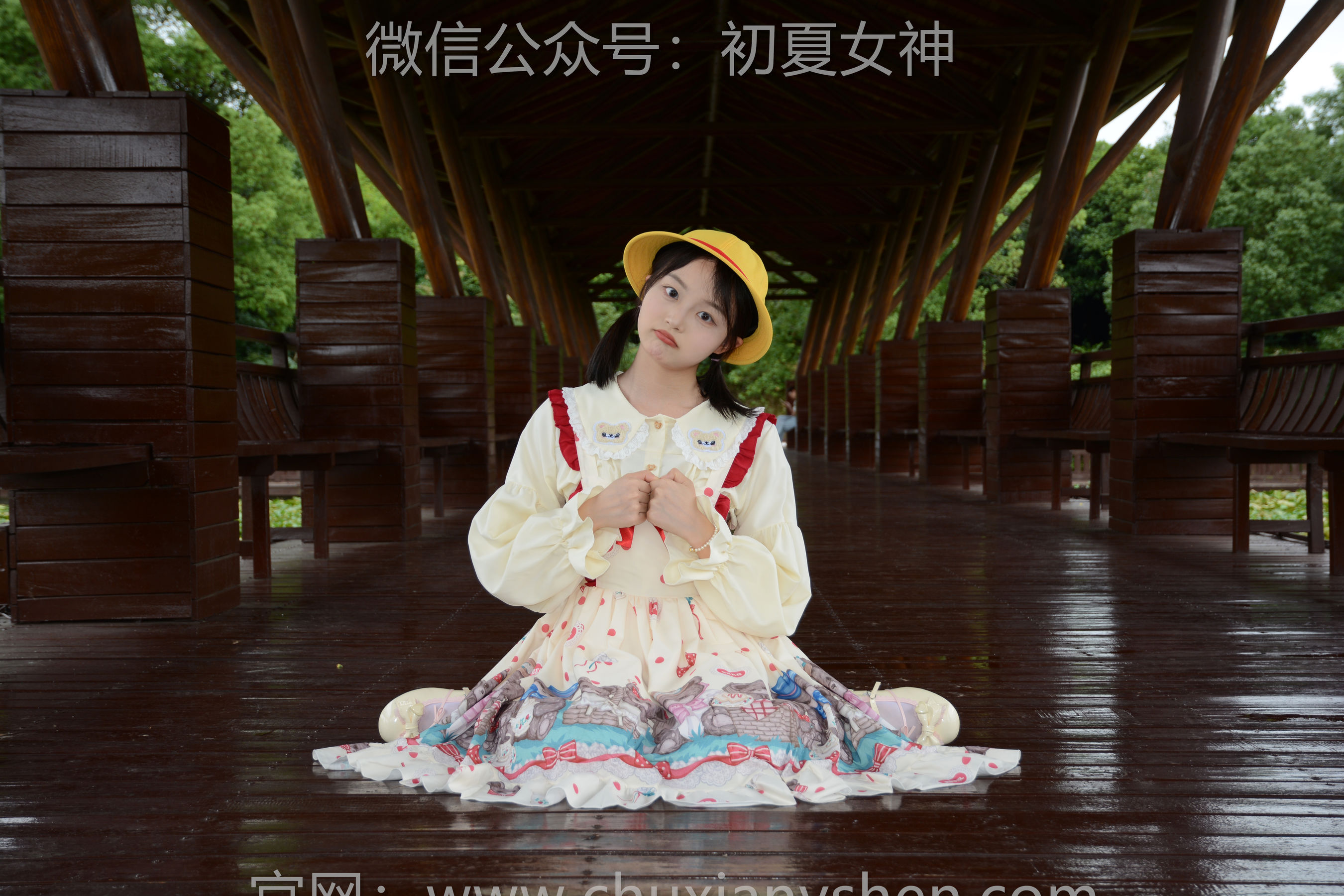 初夏女神 No.269 双双 逛游乐场/(140P)