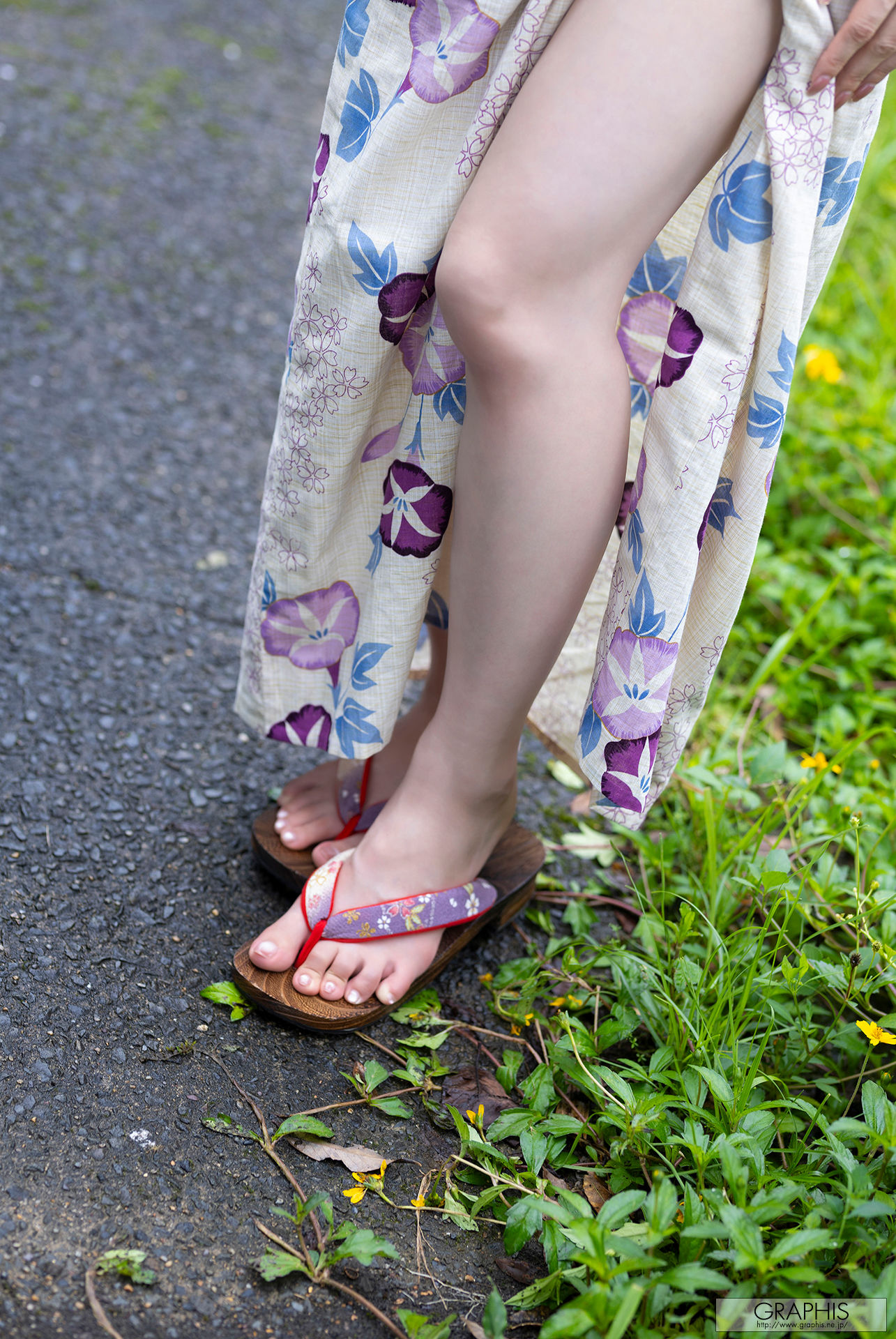 [Graphis Gals] NO.560 Akari Mitani 美谷朱里 Vermilion/(59P)