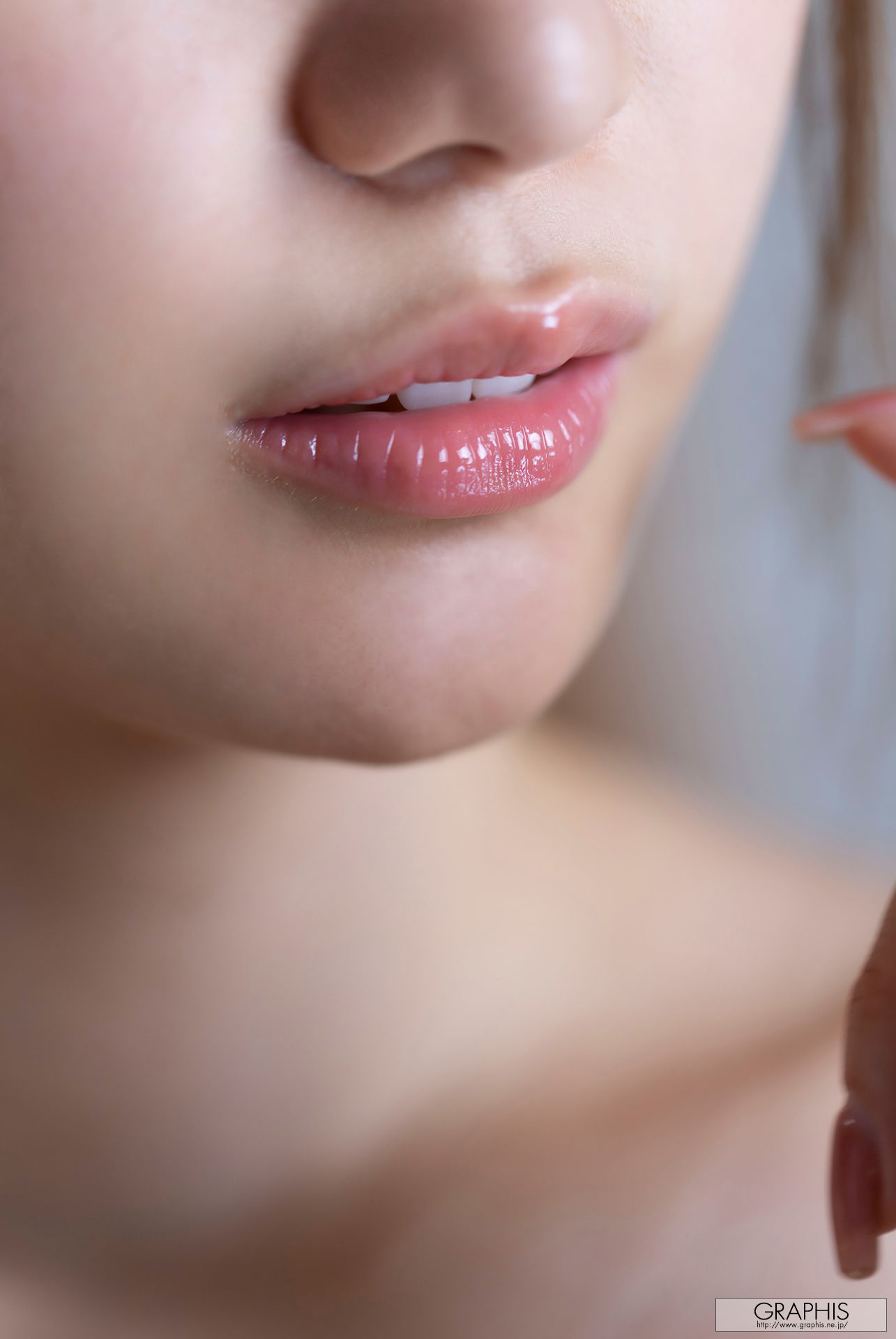 [Graphis Gals] NO.560 Akari Mitani 美谷朱里 Vermilion/(59P)