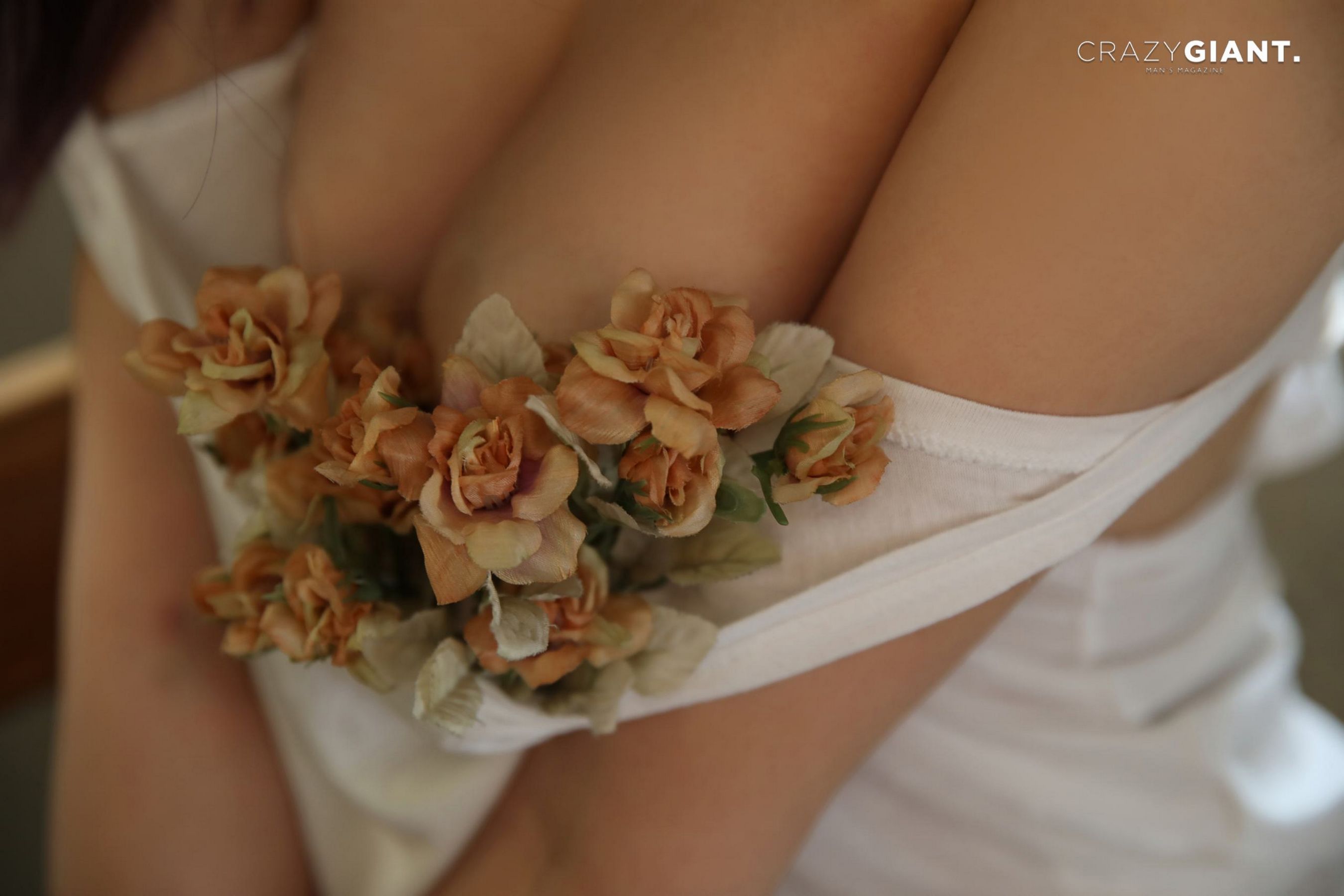 [CRAZY GIANT] Hanere - Sexy Photobook/(55P)