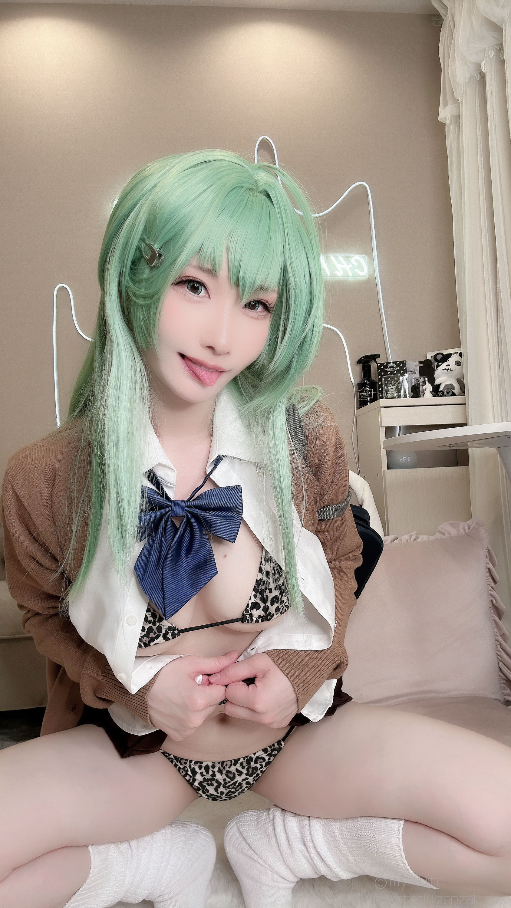 [Cosplay][my suite] Atsuki あつき - Gal Suzuya Selfie - 2/(193P)