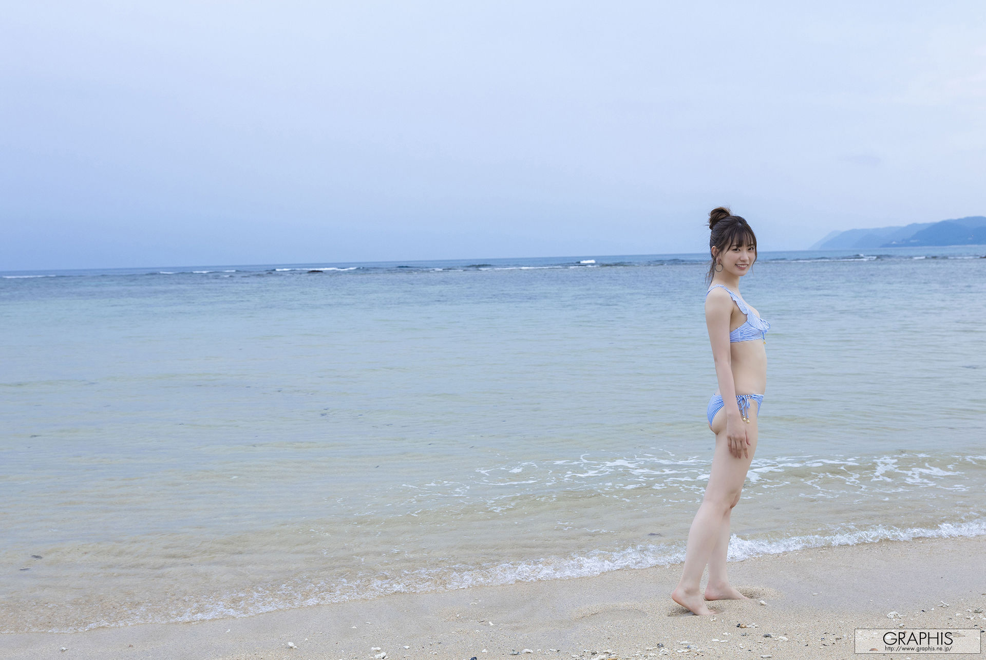 [Graphis Gals] NO.560 Akari Mitani 美谷朱里 Vermilion/(59P)