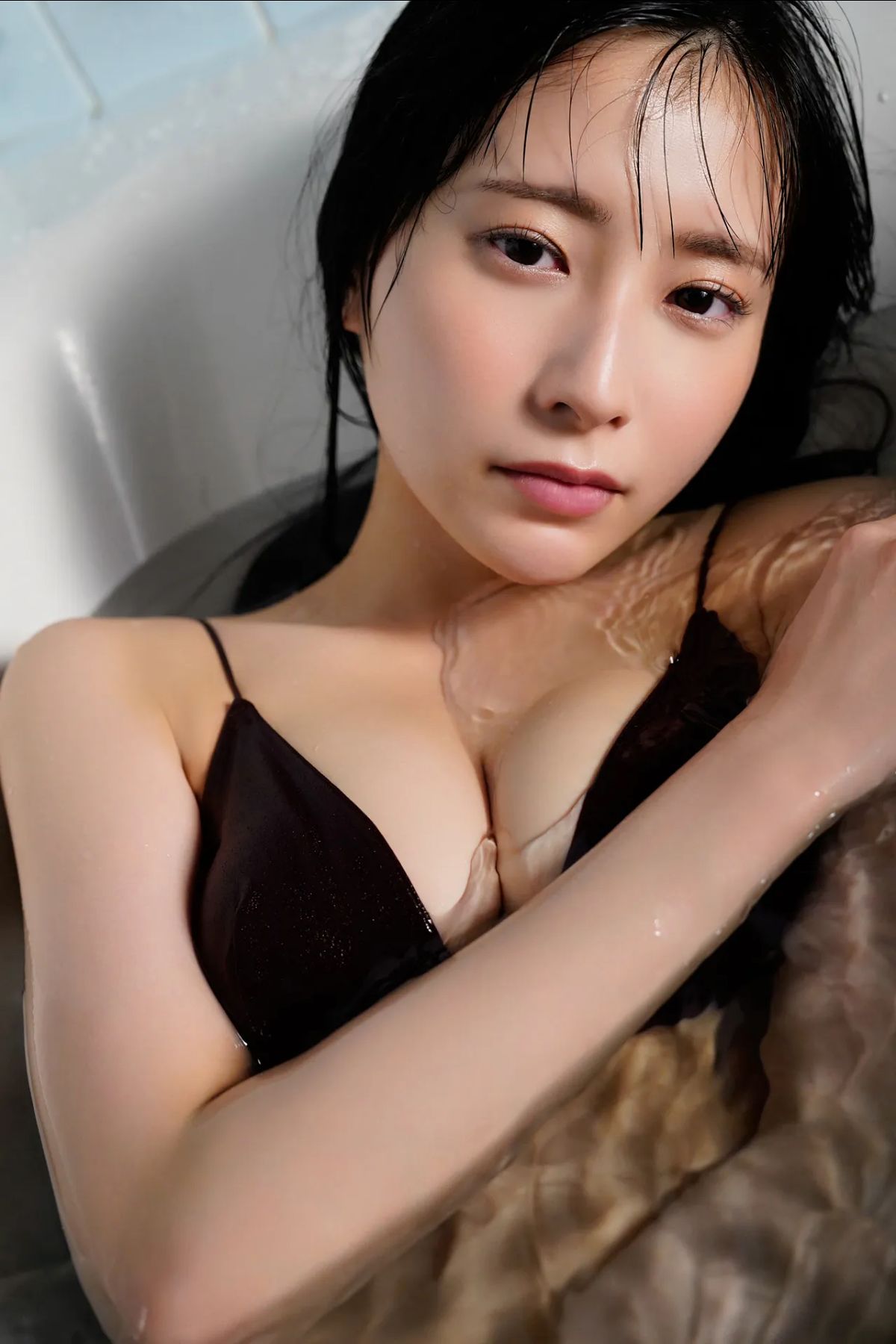 汐見まとい - 四六時中、キミに夢中/(83P)