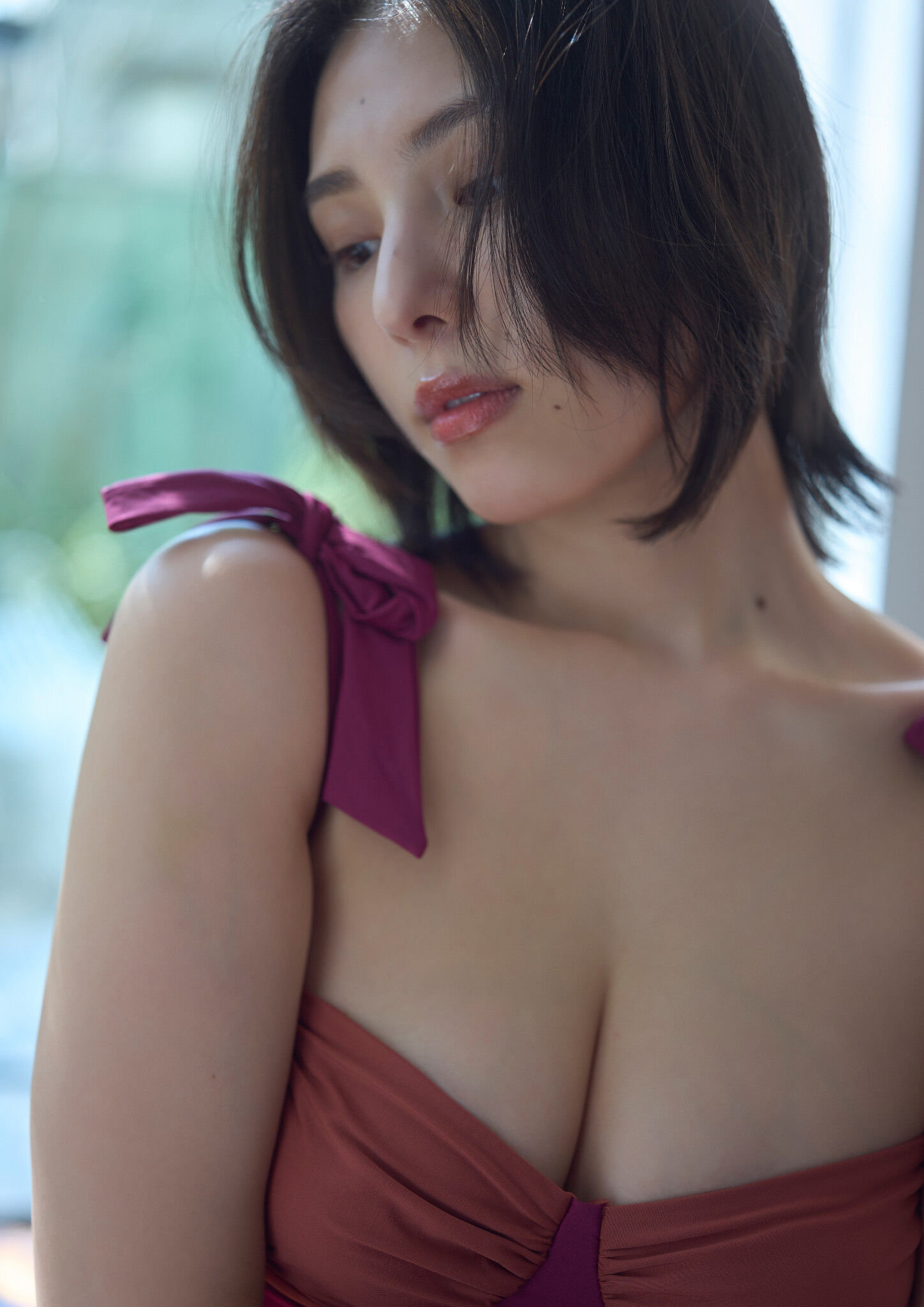 相楽伊織 - 背中から抱きしめて/(51P)