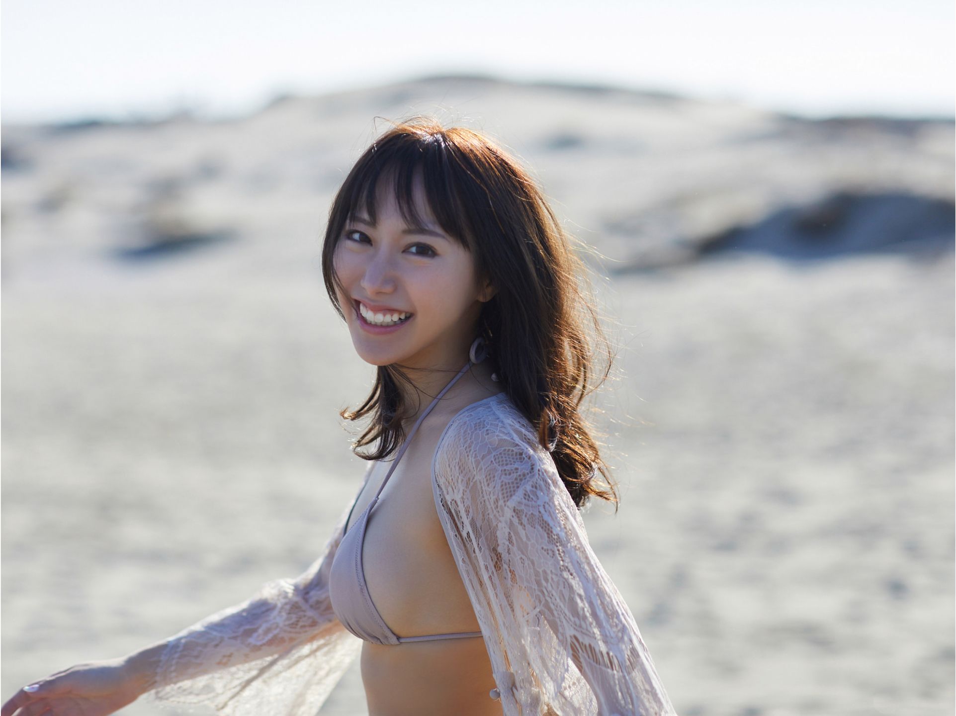 戌丸凛々子 - 現役大手広告代理店OLのグラマラスBODY vol.2/(63P)