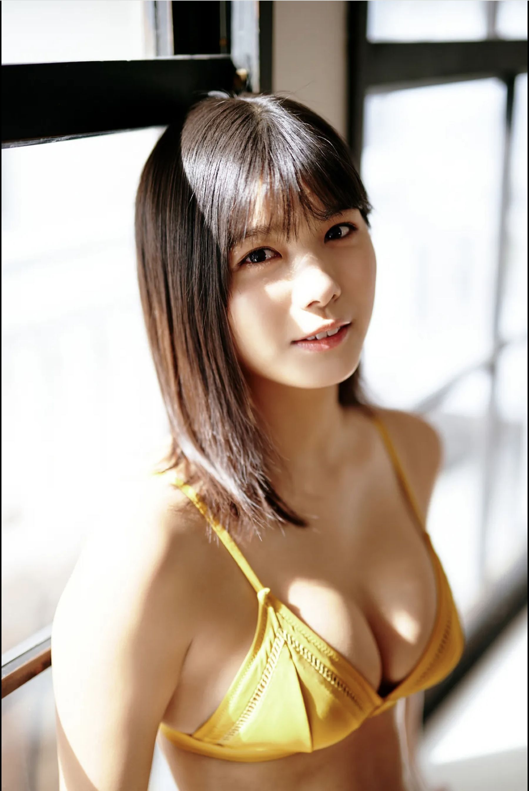 朝日ななみ - 22歳の純真ビキニ/(64P)