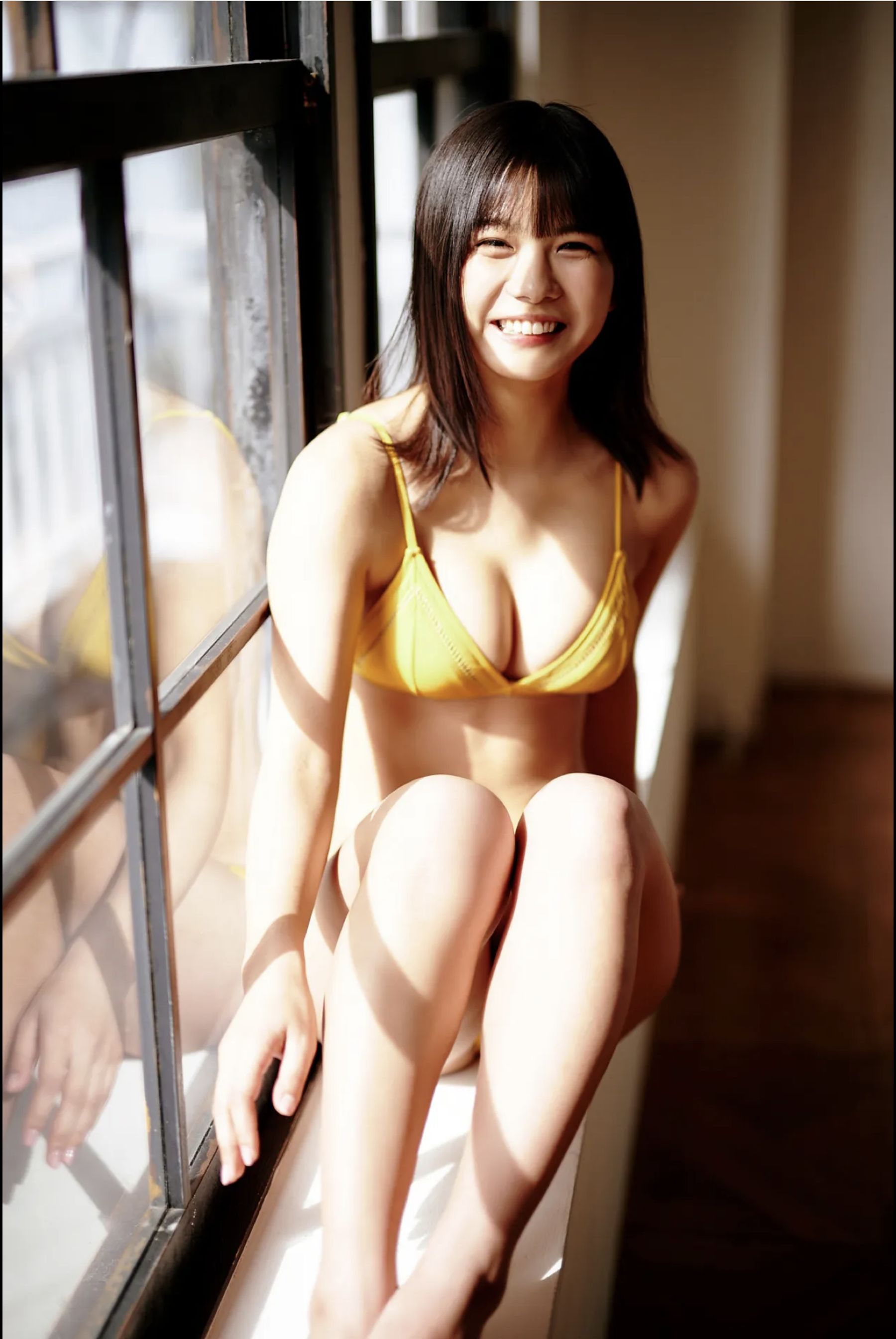 朝日ななみ - 22歳の純真ビキニ/(64P)