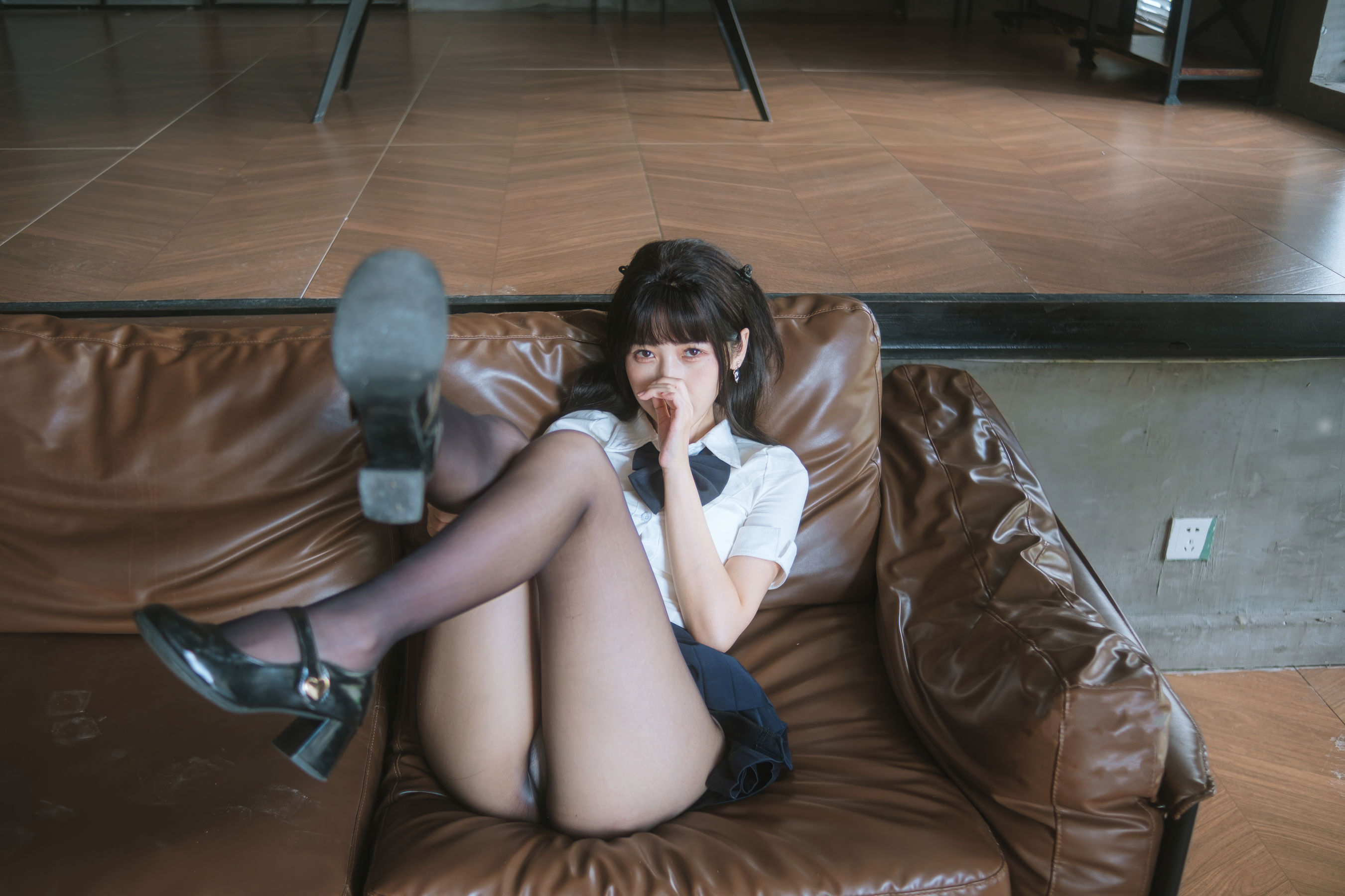 微博人气Coser 不呆猫 - JK学妹户外/(59P)