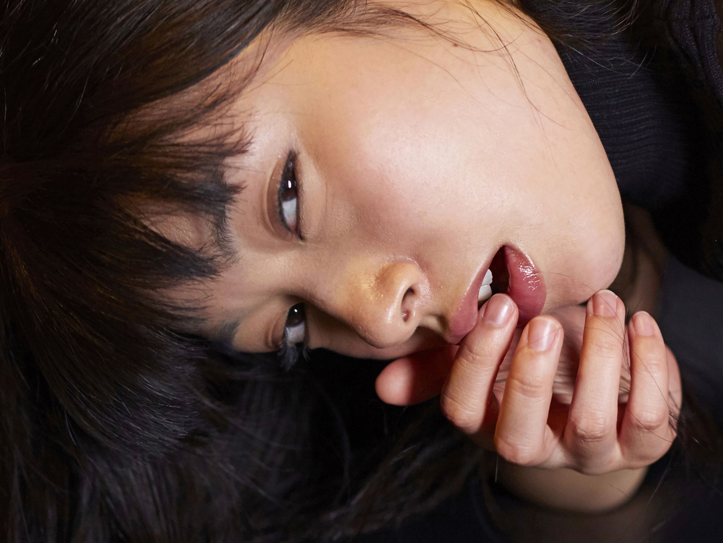 春野恵 - 抱きしめて/(47P)